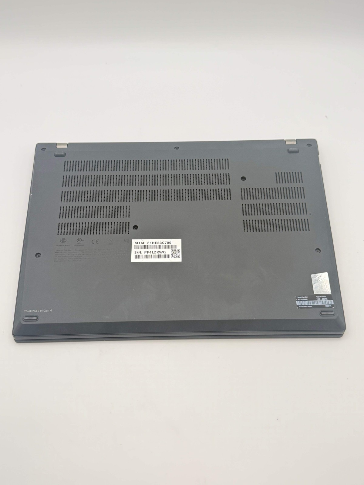 Lenovo ThinkPad T14 Gen 4 14″ Core i5-1345U 16GB RAM 256GB Touchscreen Black