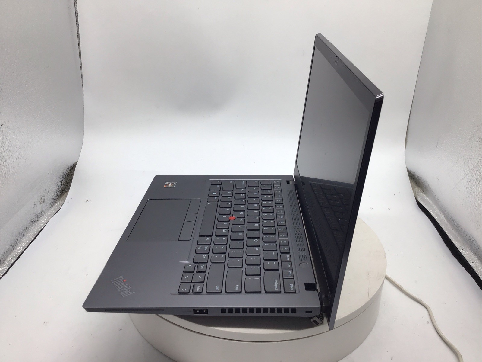 Lenovo ThinkPad T14s G2 14″ Laptop Ryzen 7 PRO 5850U 16GB RAM 512GB SSD W11P U R