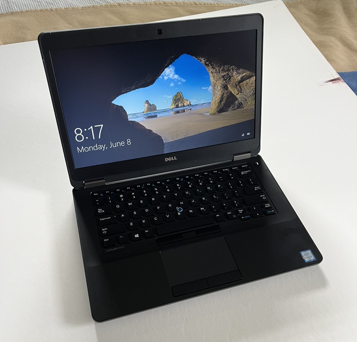 Dell Latitude E5470 14″ 256GB Intel Core i5 6th Gen 2.40 GHz 8GB Laptop Win 10