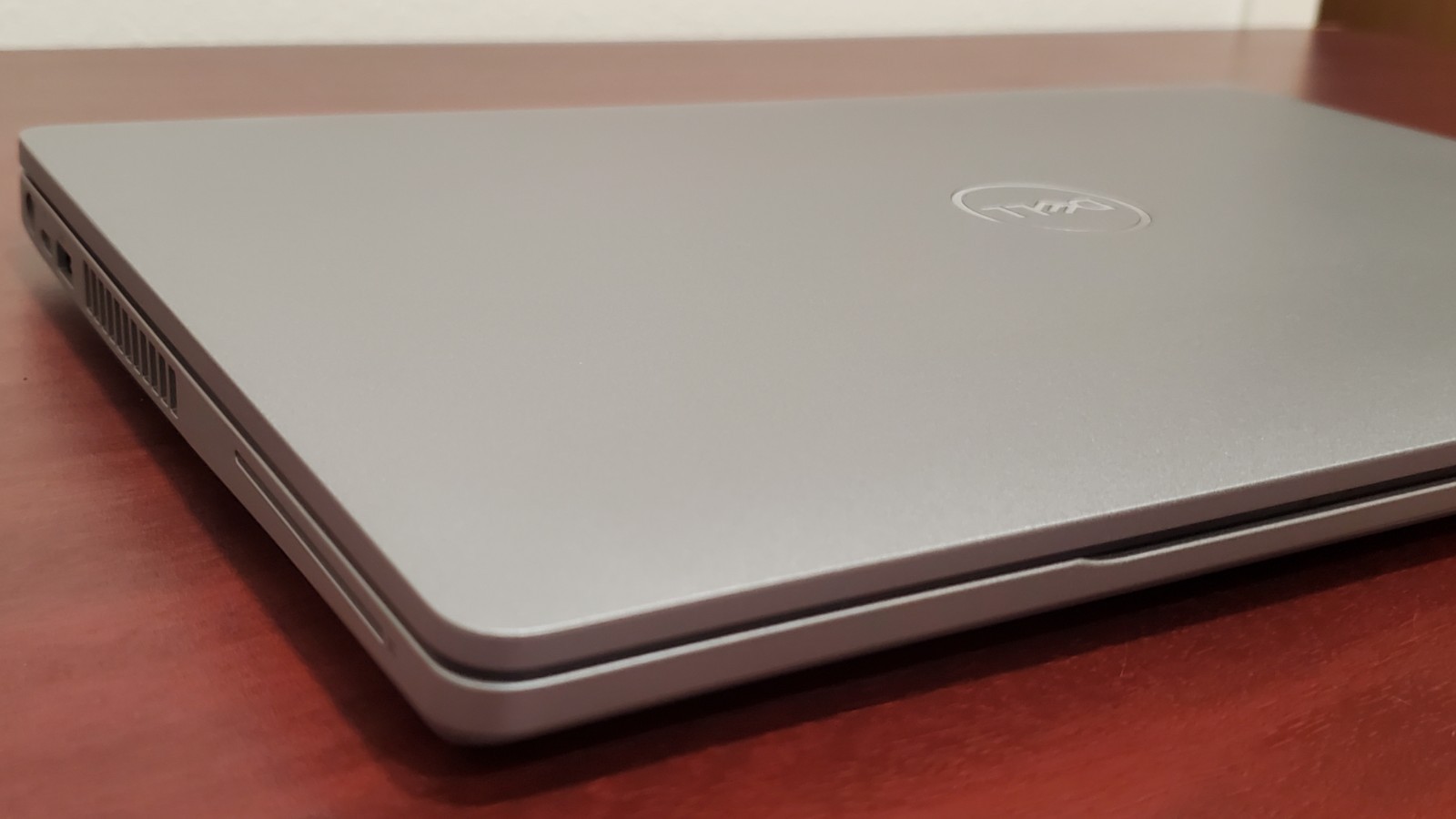 DELL Latitude 5510 Laptop i5-10310U 8GB RAM 256GB NVMe SSD Windows11 PRO mint