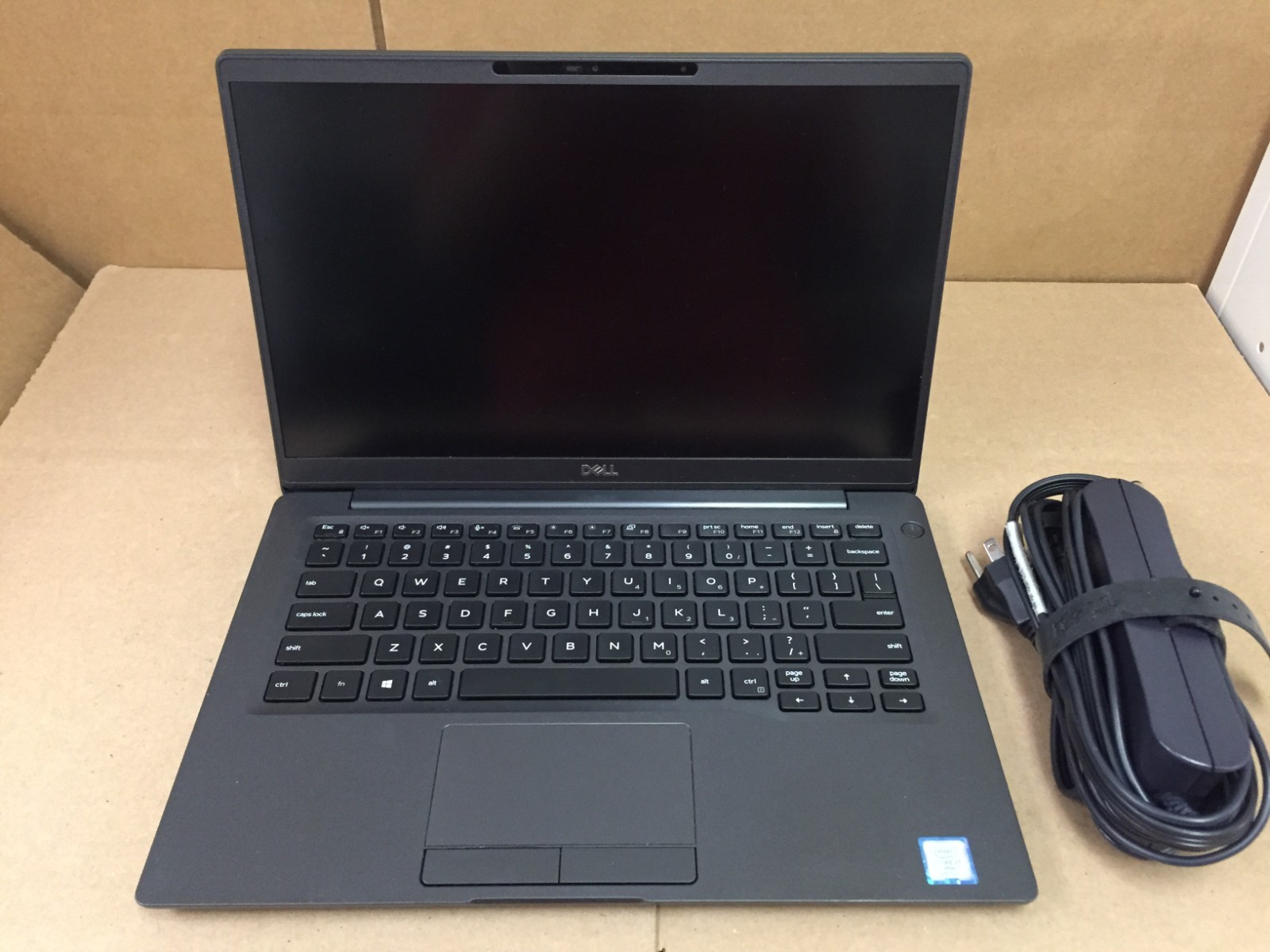 Dell Latitude 7400 14″ FHD Laptop Core i7-8665U 1x16GB RAM No SSD w/AC Adapter