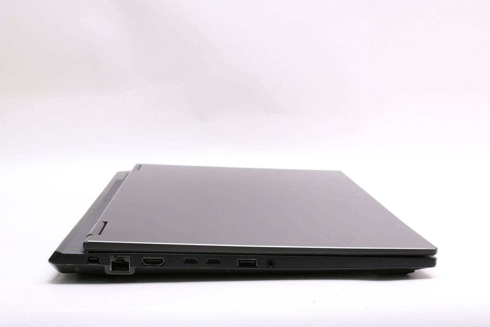 16″ WUXGA Asus Tuf Gaming F16 Fx608jmr, i7-14650HX, 32GB, 1TB SSD, RTX 5060