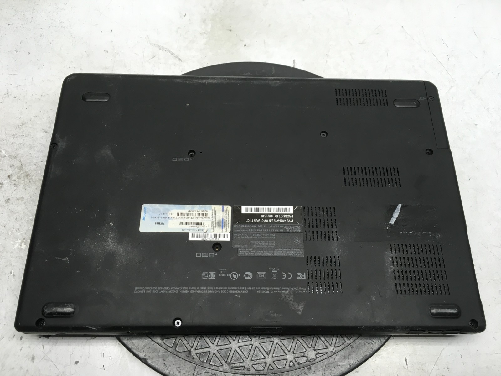 Lenovo ThinkPad E420S Intel i5-2410M 2.3GHz 6 GB NO HDD