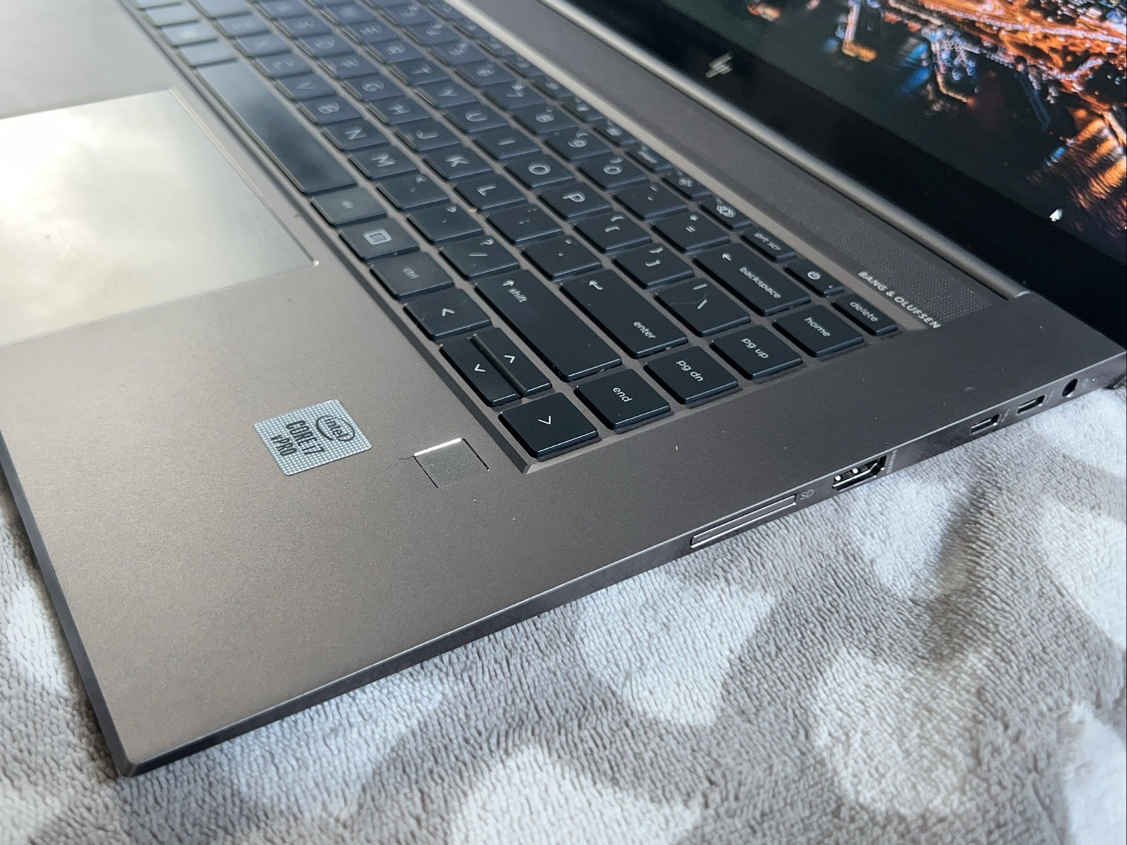 HP ZBook Studio G7 15″- i7 2.7GHz – 32GB RAM – 1TB SSD for part