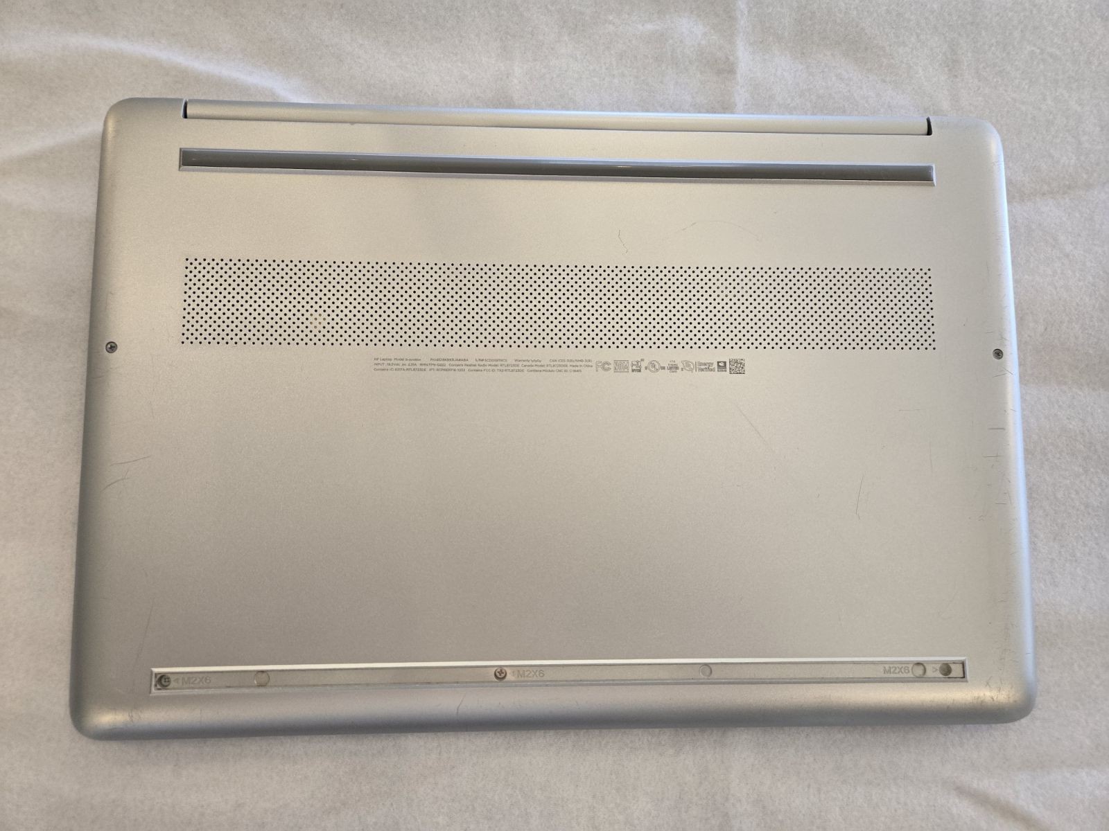 HP laptop/notebook, Webcam, Wifi, Windows 11, Touchscreen, Comes with charger