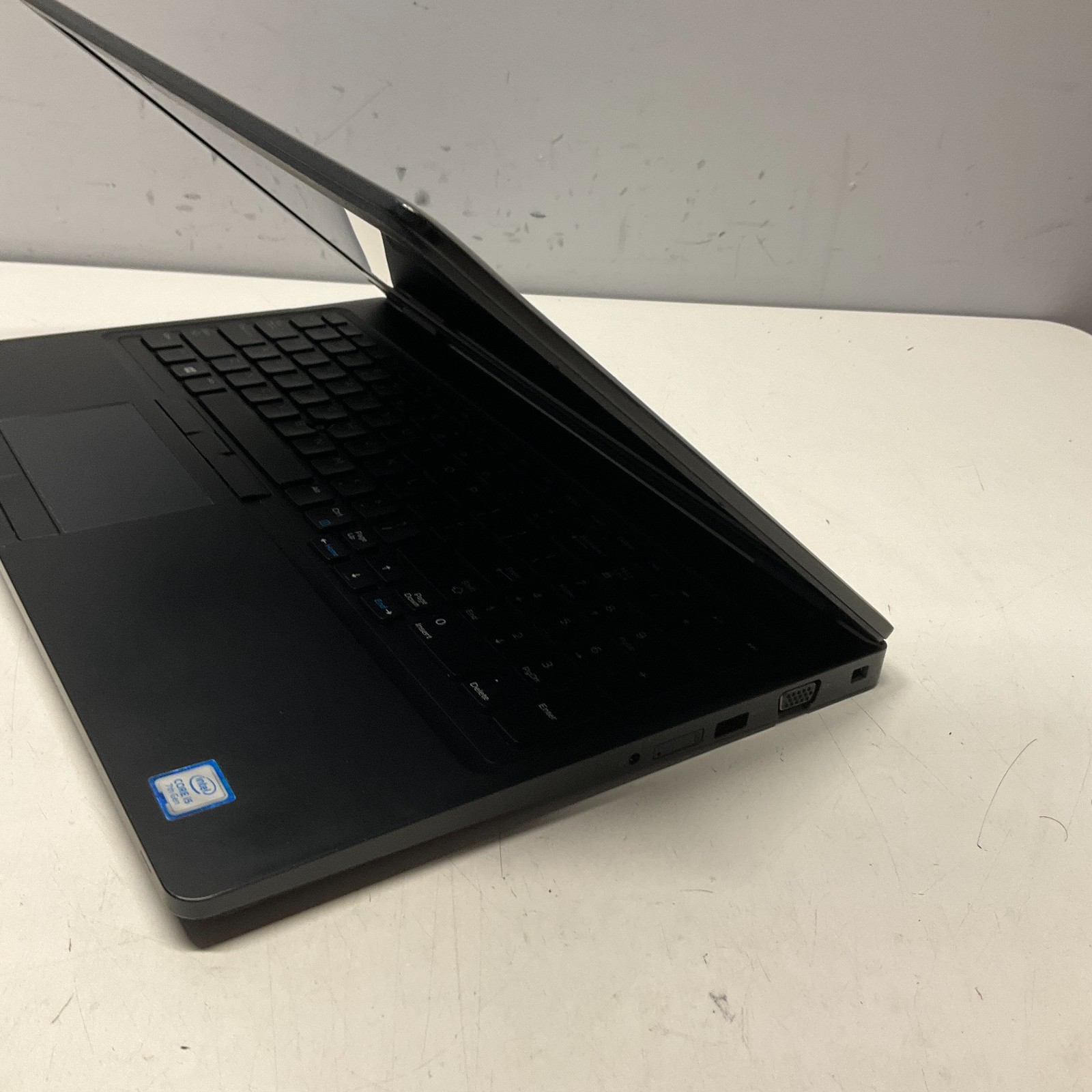 Dell Latitude 5590 i5-7300U 2.60GHz 8GB 128GB SSD WIN11 Pro Laptop Notebook PC