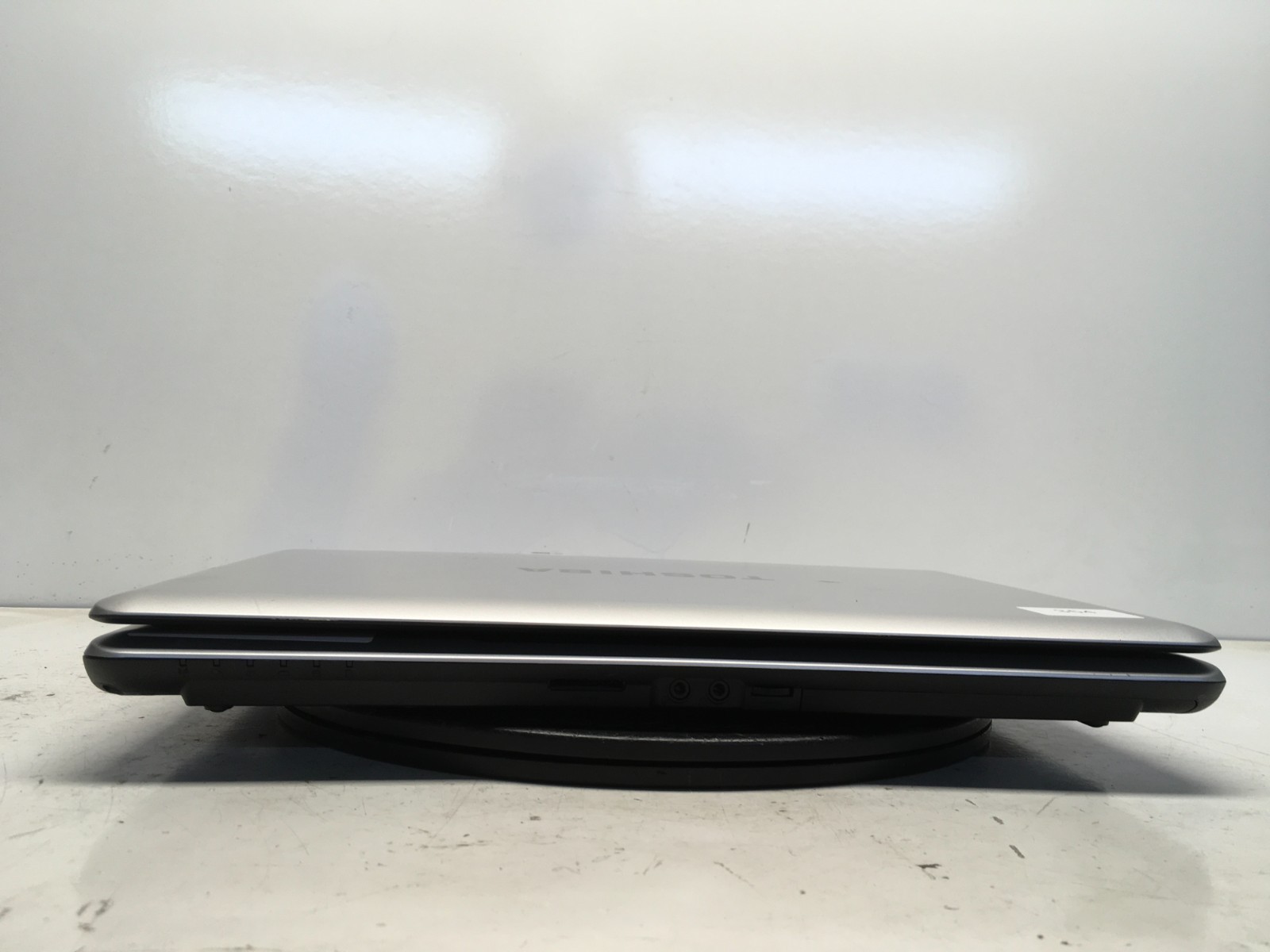 Toshiba Satellite L455-S5975 Intel Celeron 900 2.2GHz 512 MB NO HDD
