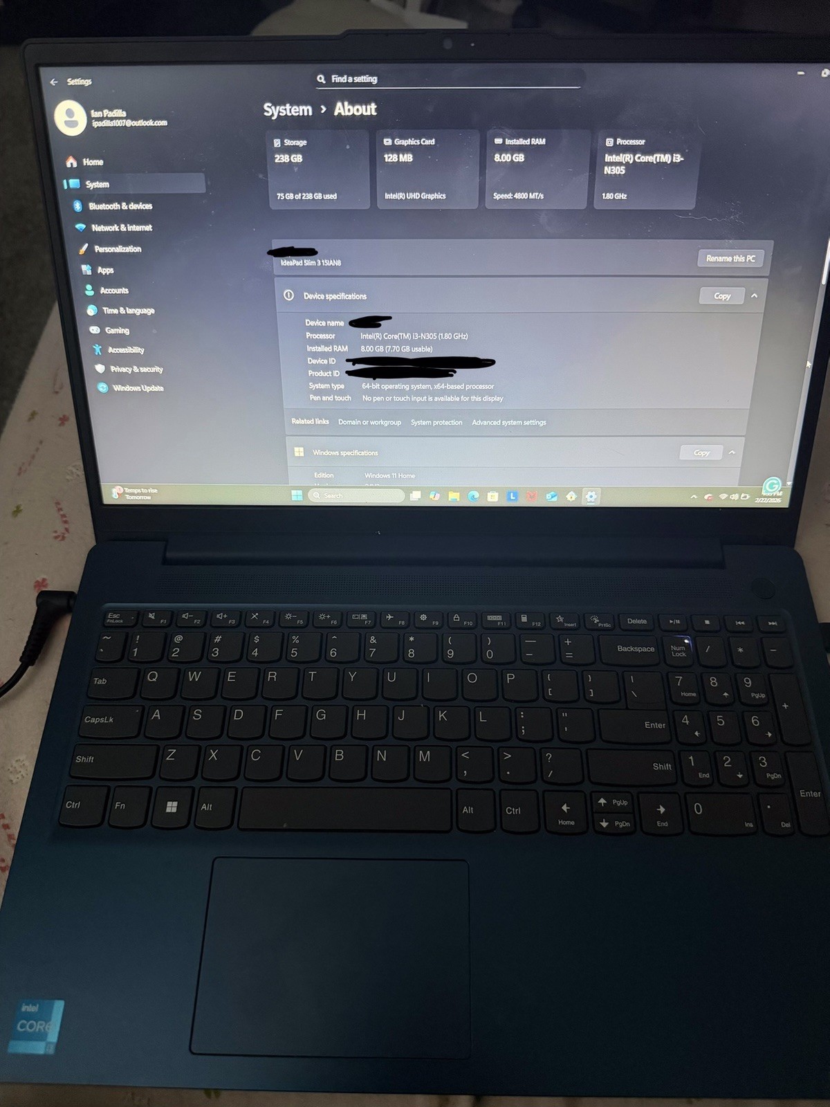 Lenovo IdeaPad Slim 3 15IAN8 15.6″ i3-N305 8GB 256GB SSD Blue Windows 11
