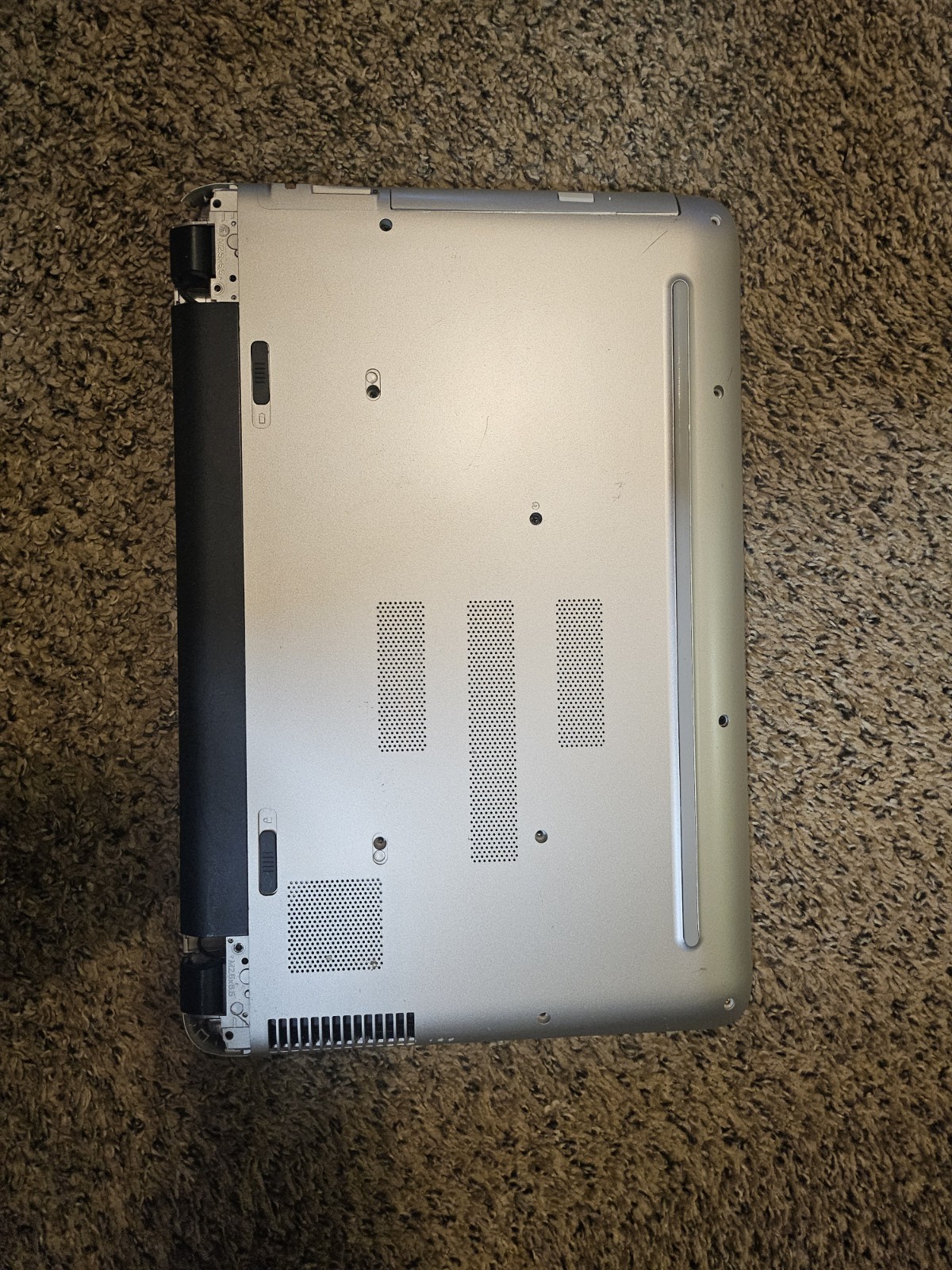 HP Pavilion 15” Laptop i7-6500U • 8GB RAM 230GB windows 10 w chrgr