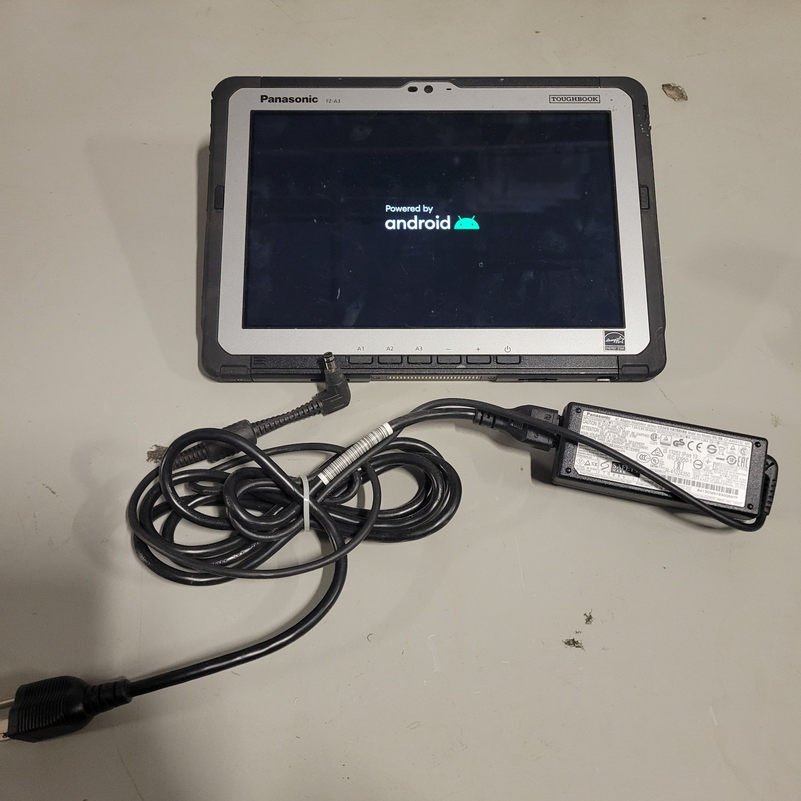 Panasonic TOUGHBOOK FZ-A3 4GB/64GB Great Condition – Charger Included