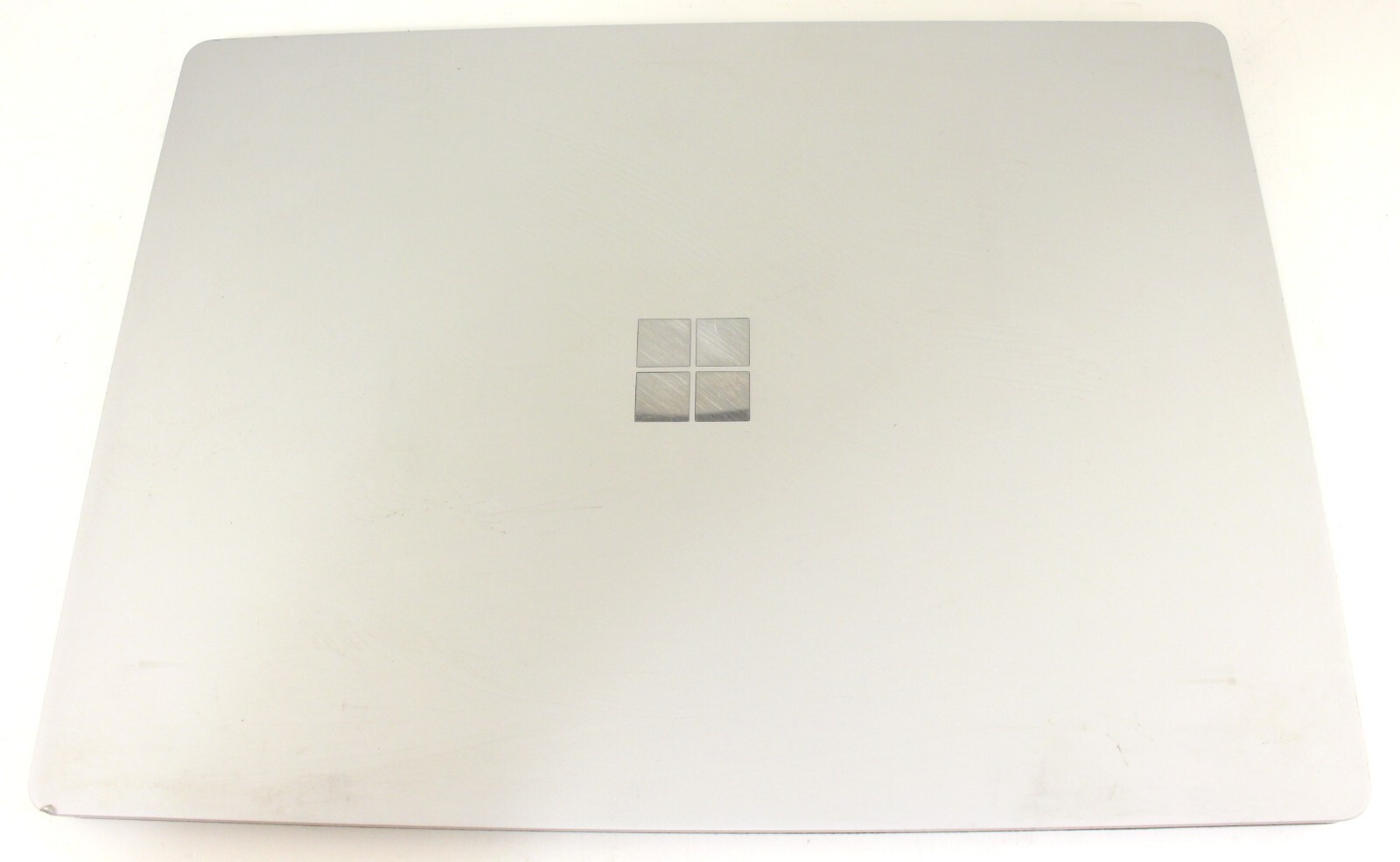 Microsoft Surface Laptop 2 1769 12.3″ 256GB SSD 8GB RAM 1.7GHz Core i5; 6162860