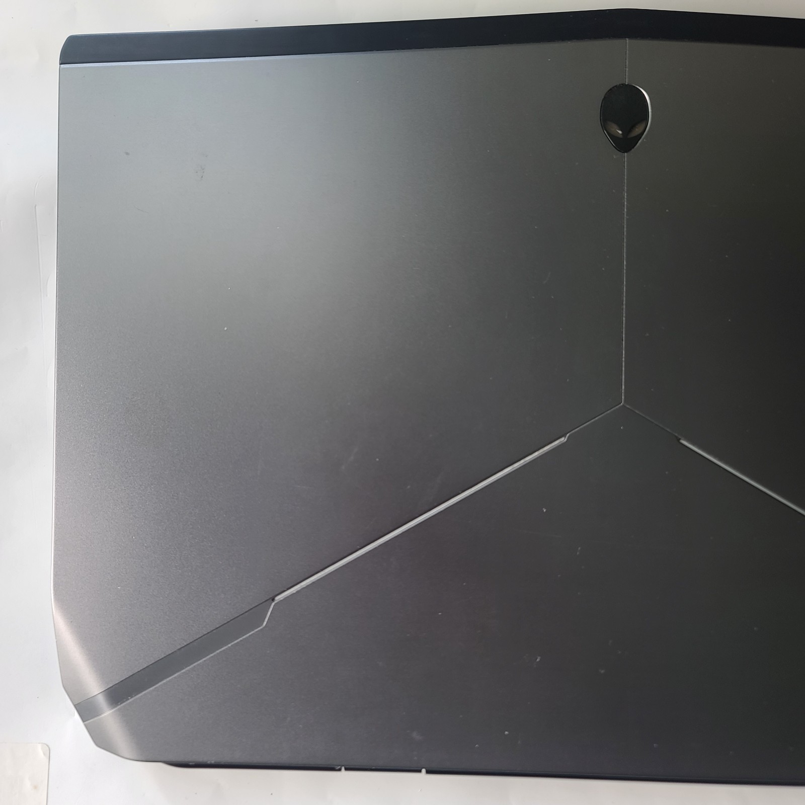 Alienware 17 R3 i7-6700HQ, GTX 970M 256GB SSD 1TB HDD Read Description