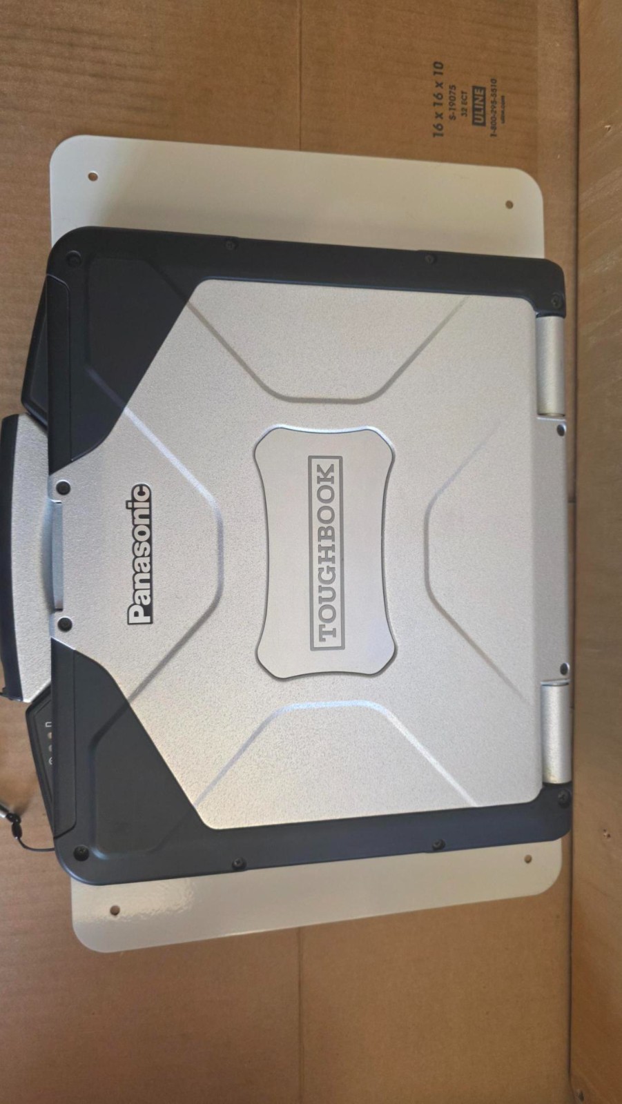 Panasonic Toughbook CF-31 – Intel i3 2310M – 8gb RAM – 320gb SSD Win 10 Pro