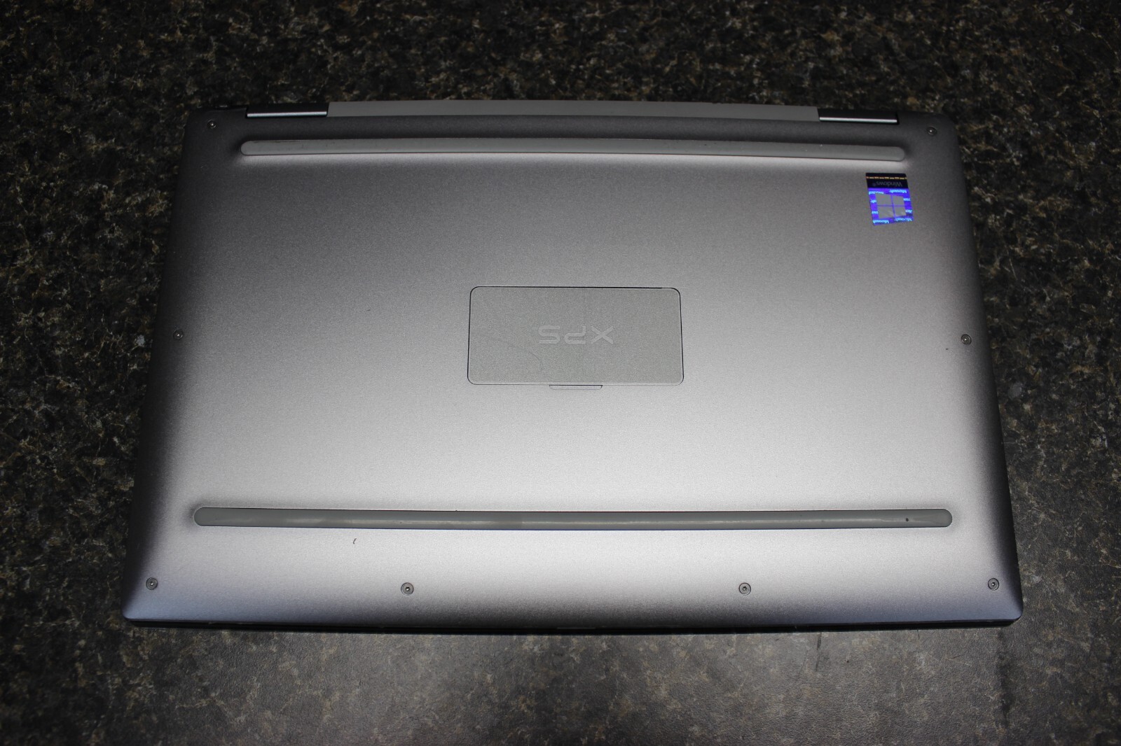 Dell XPS 13 9365 I7-7Y75 256GB NvME 16GB LPDDR4 Win11Pro
