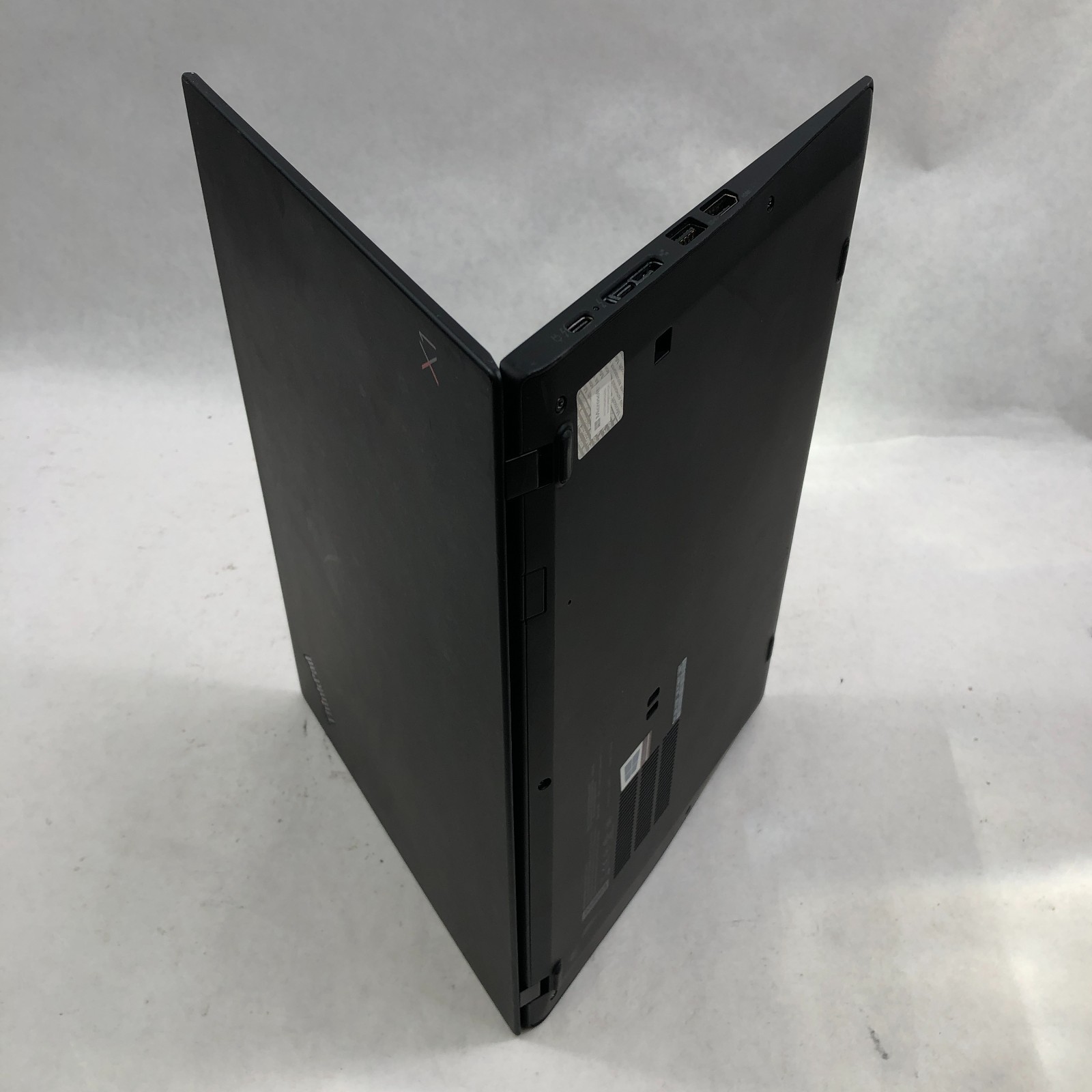 Lenovo ThinkPad X1 Carbon 6th GEN Core i5-8250U 1.60GHz 8GB RAM 256GB SSD *READ*