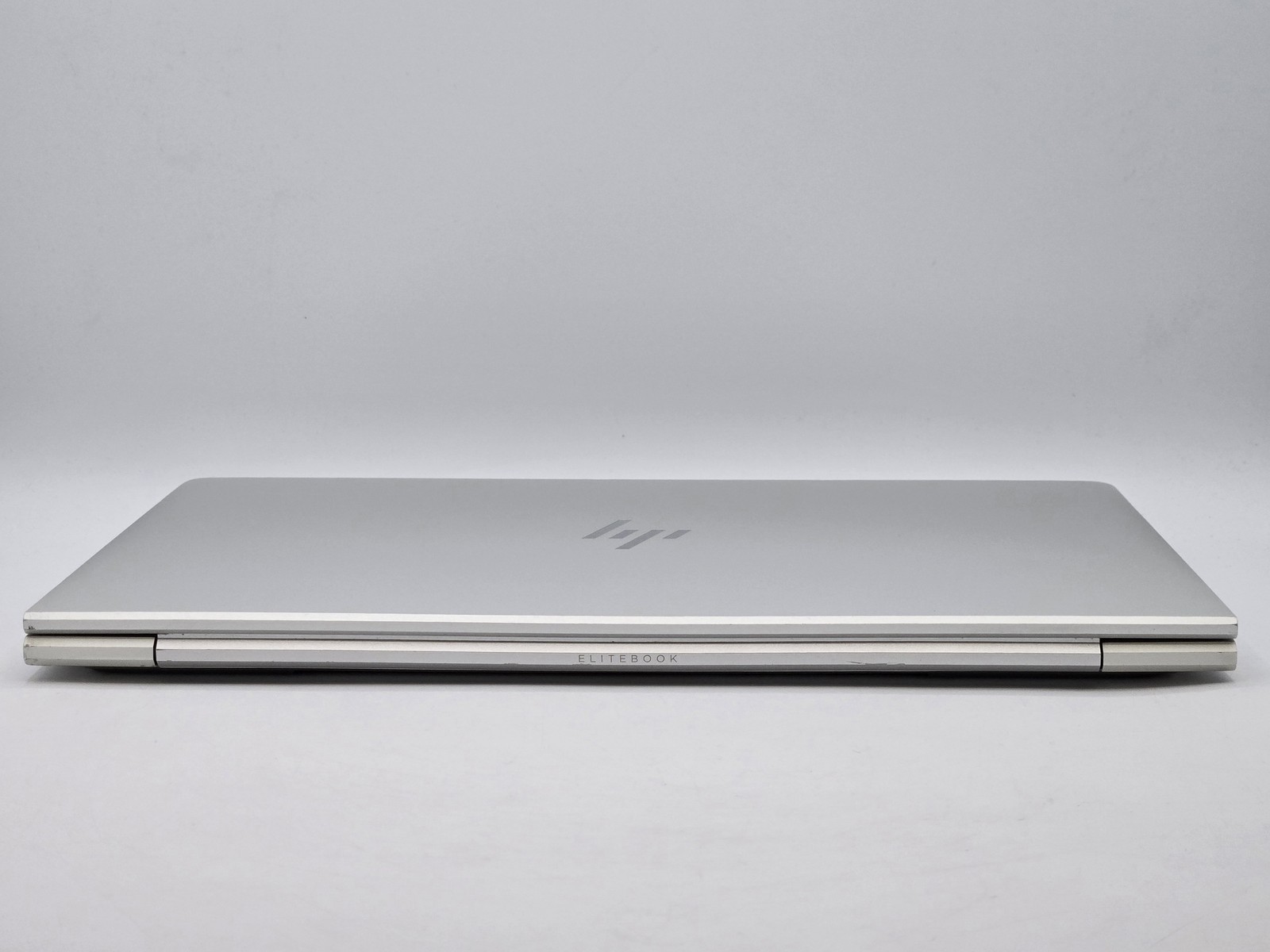 HP EliteBook 855 G8 15″ FHD Touch RYZEN 7 PRO 5850U 512GB 16GB W11P Webcam
