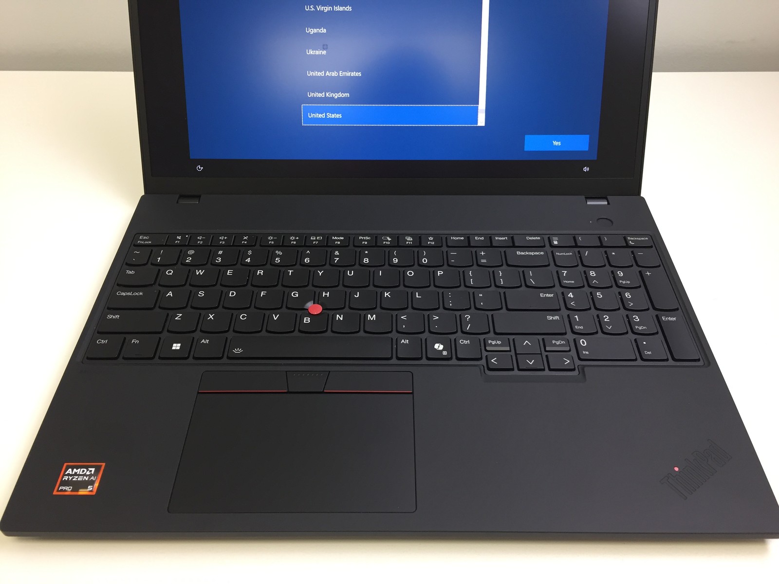 Lenovo ThinkPad T16 Gen 4 21QN0045US – AMD Ryzen AI 5 PRO,16GB RAM, 256GB SSD