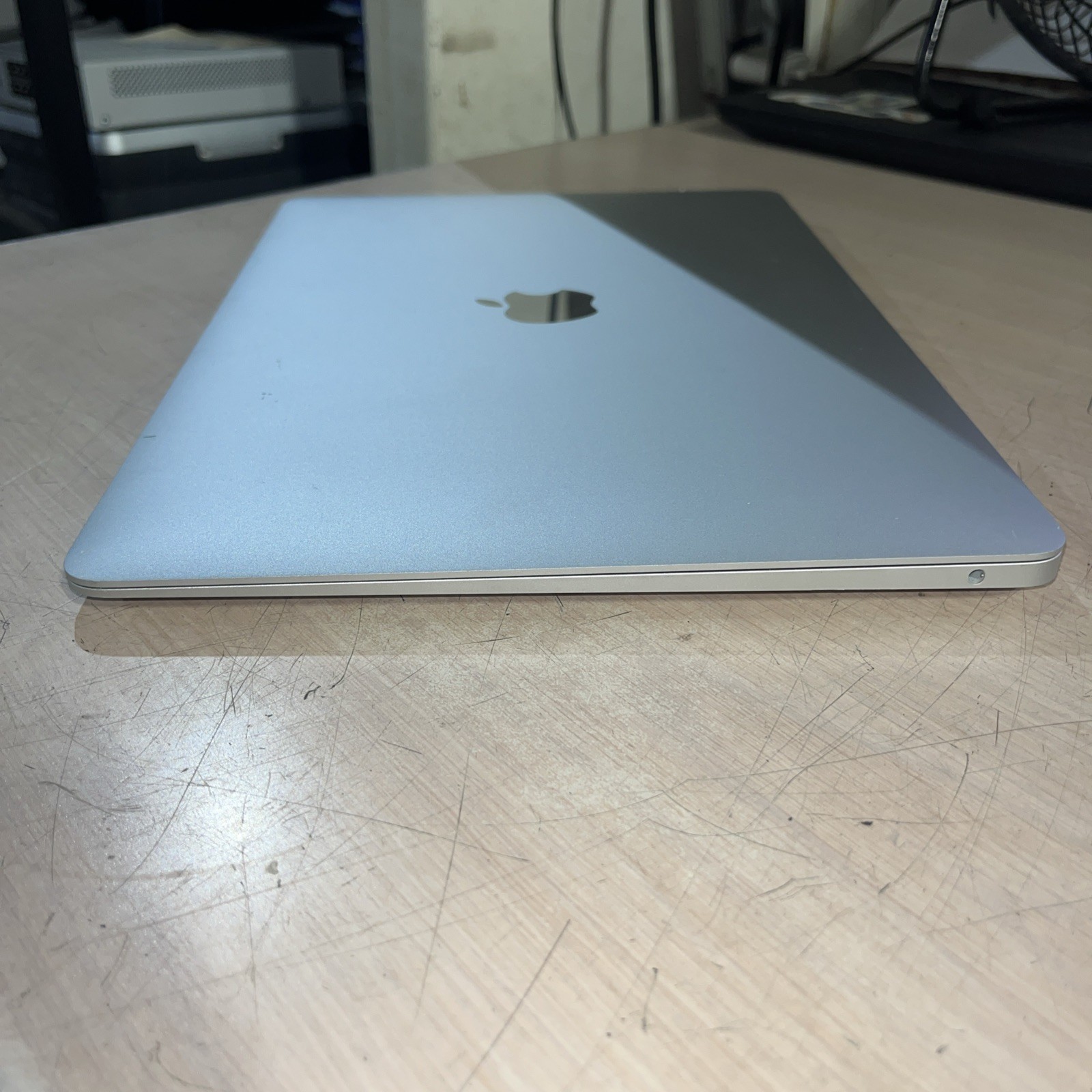APPLE MACBOOK AIR 13″ SCISSOR, 2020 CORE I3-1000NG4 1.1GHZ 8GB RAM 256SSD