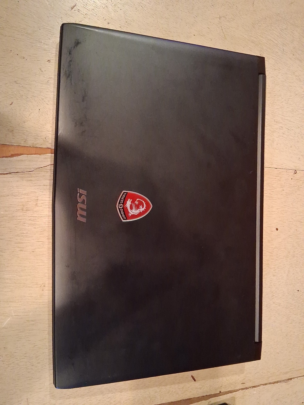 MSI GL62M 7RD-265 Intel Core i5-7300 8GB RAM GTX 1050ti