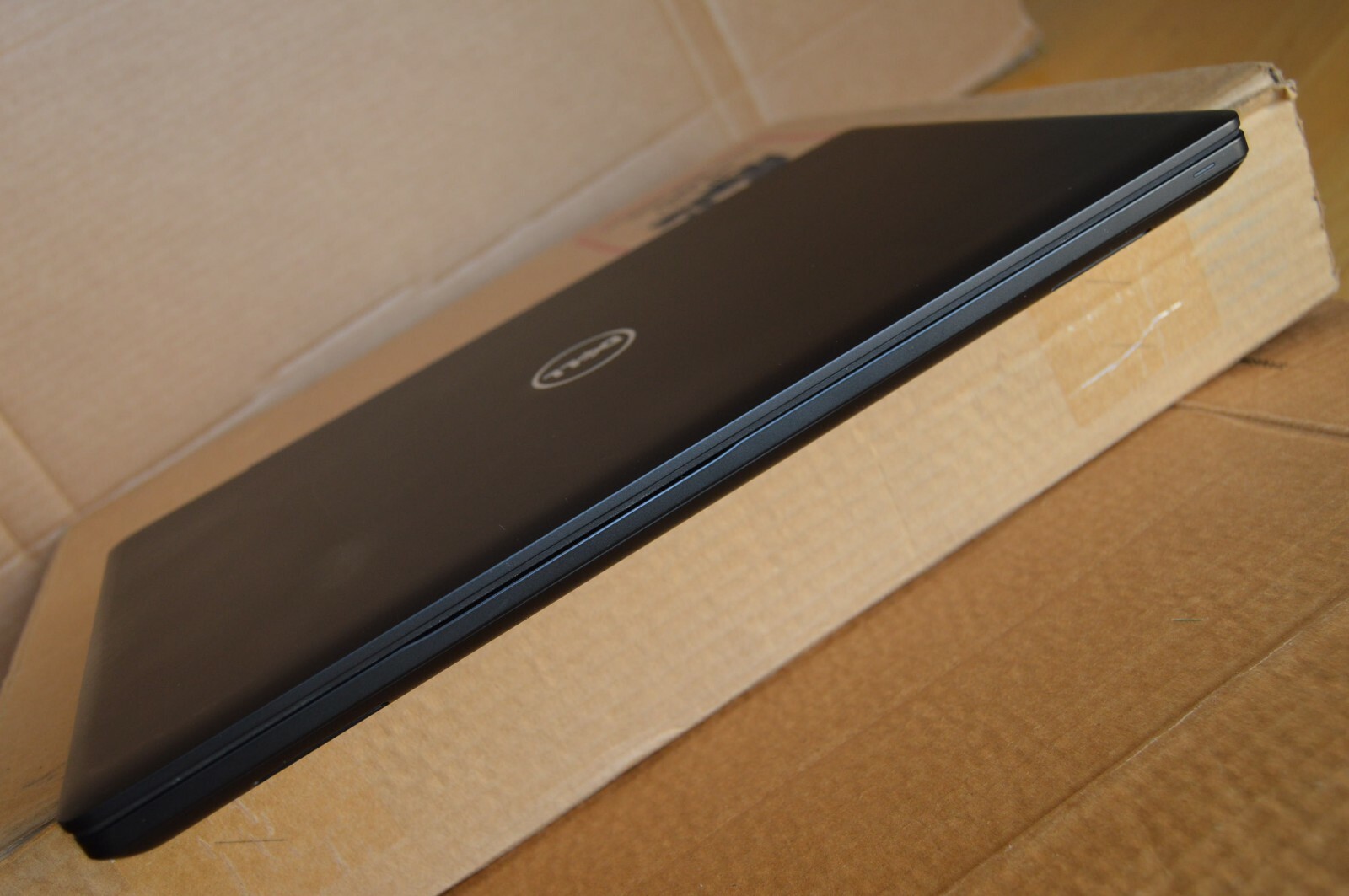Dell Latitude 5580 1080P IPS i7-7820HQ 16GB 512GB Backlit-KB