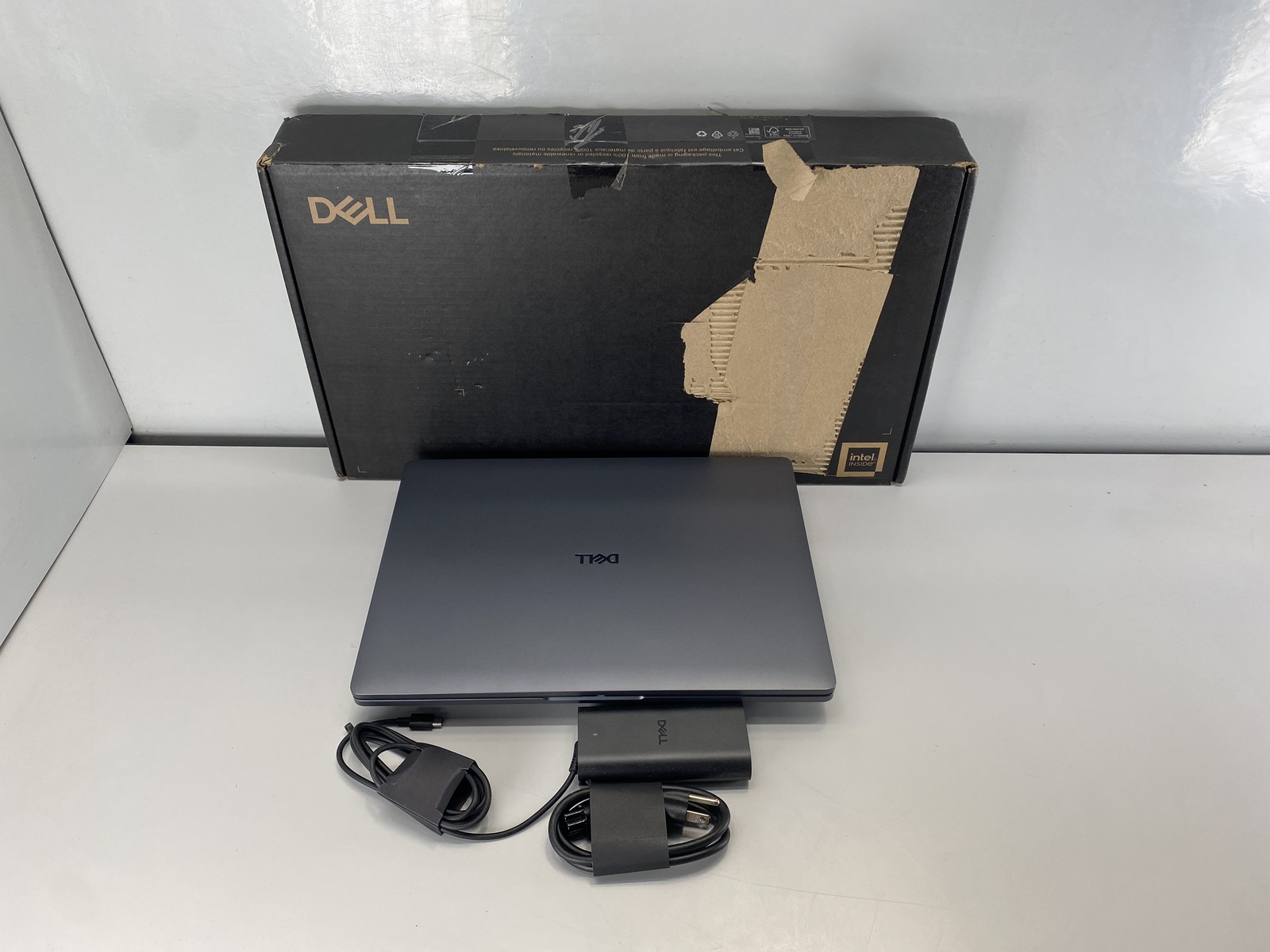 Dell Laptop Pro Max 16 MC16250 15.9″ Intel Core Ultra 5 235H 256GB -Gray