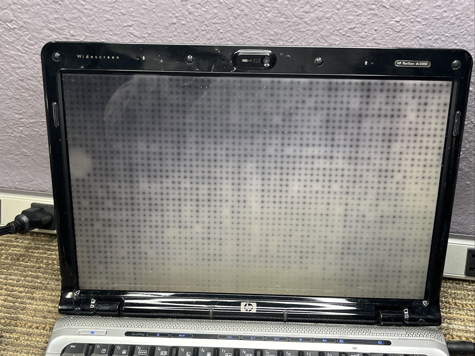 HP Pavilion dv2000 15″ [ AS IS / FOR PARTS] Intel T1350 @ 1.86 GHz 83632