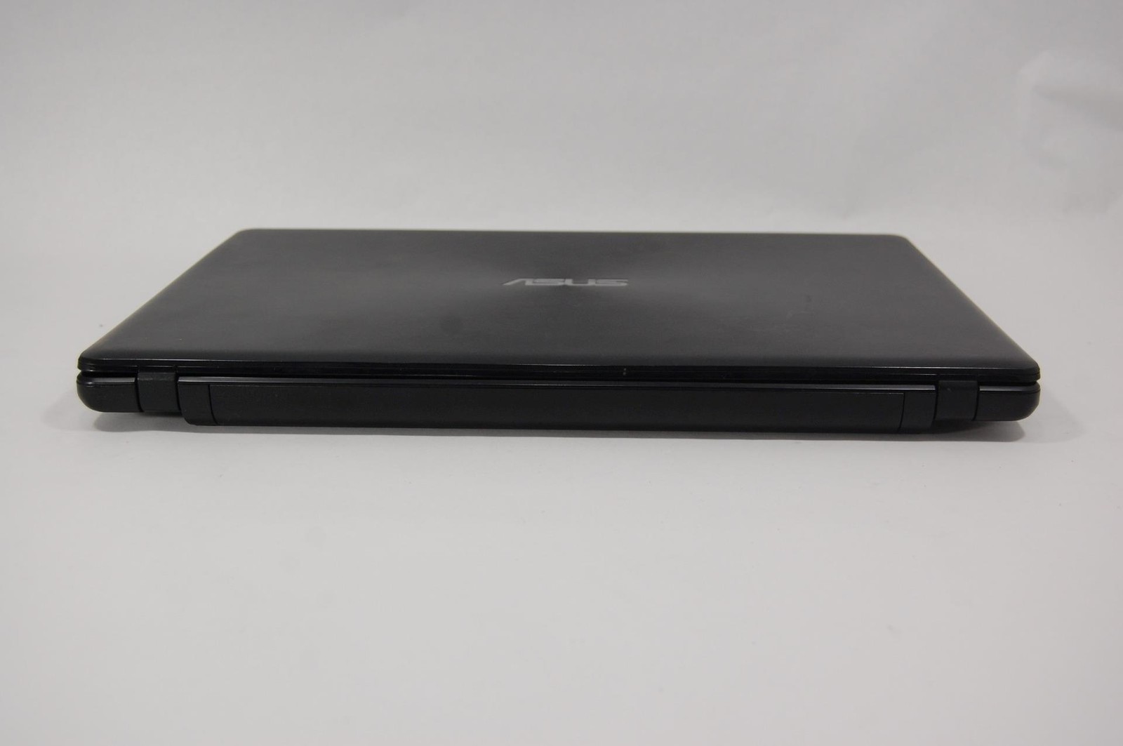 *Read ASUS P550LAV-XB31 15.6″ Core i3-4030U @ 1.90GHz (No Power, HDD, or RAM)