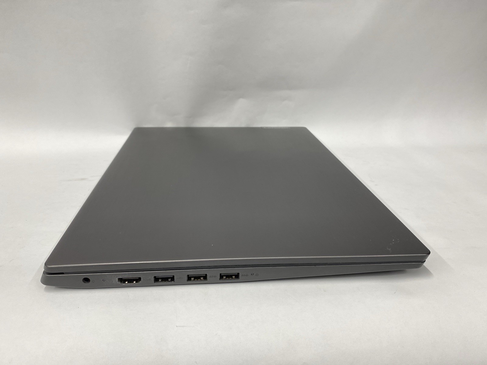 Lenovo V15-ADA – Grade C – FHD – Gold 3150U – 4GB – 128SSD – W10P