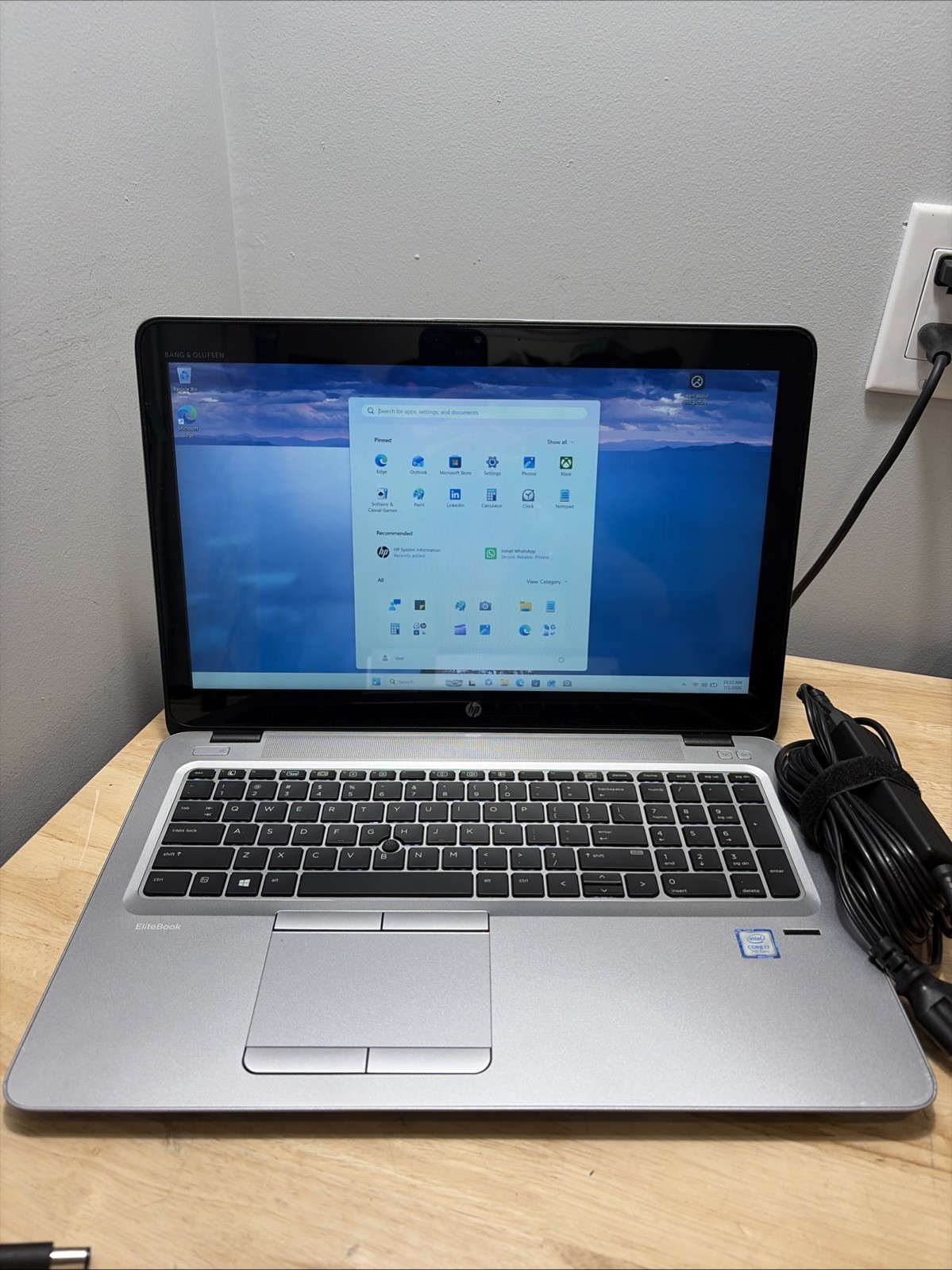 HP Elitebook 850 G4 Core i7-7500U 2.7GHZ 8GB, 256GB SSD, WCam, Touch, W11 Cord