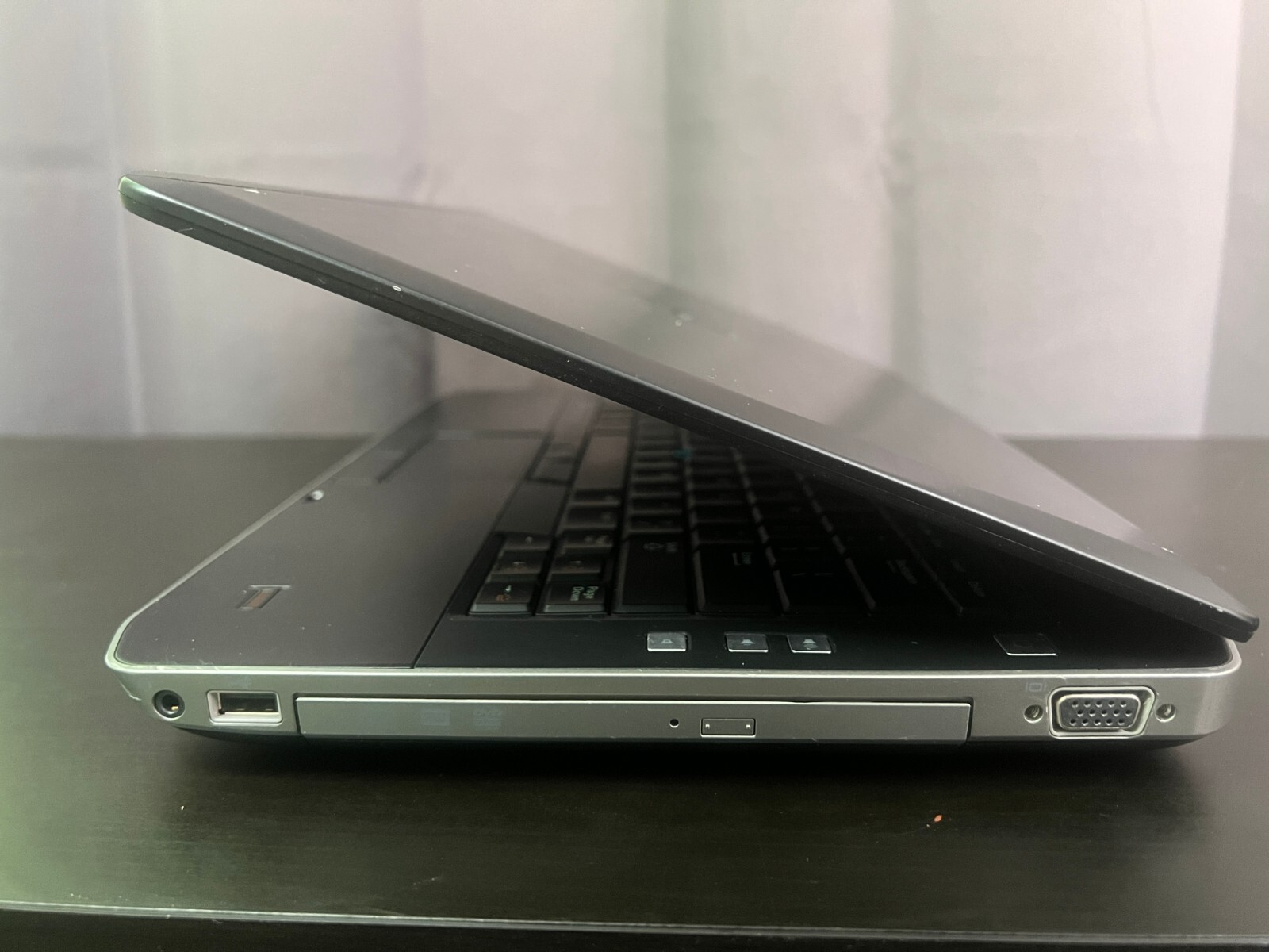 *READ* Dell Latitude E5430 (14in, Intel Core i5 3210M, 8GB, 320GB, Windows 10)