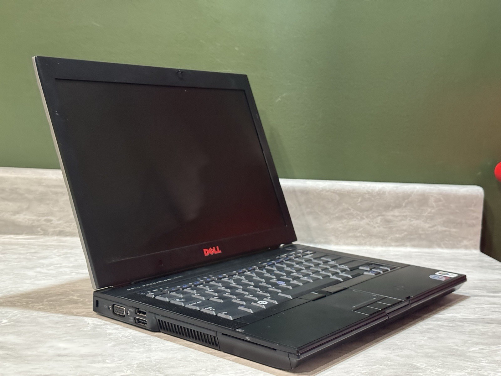 Dell Precision M2400 Retro Gaming Laptop Nvidia GPU Intel C2D 2gb RAM 250gb HDD