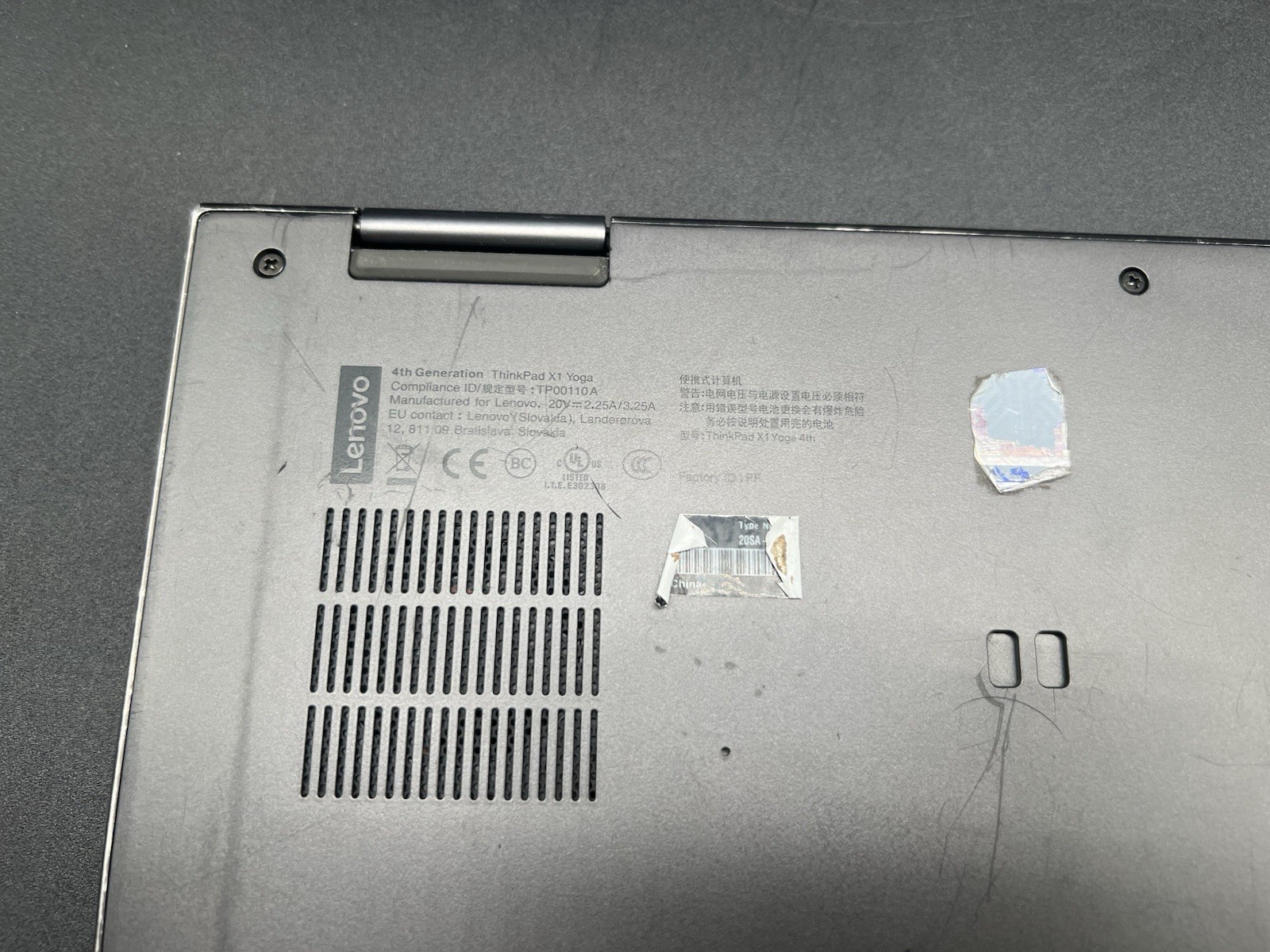 *READ* Lenovo ThinkPad X1 Yoga Gen 4 | 1.60GHz i5-8365U | 16GB LPDDR3 | NO OS