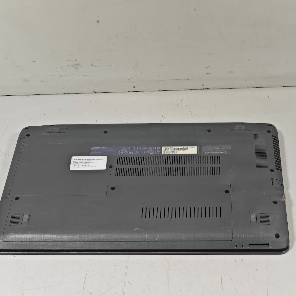 Acer Aspire F5-522-65GG Laptop –AMD A6-9210, AMD Radeon R4, 4GB RAM