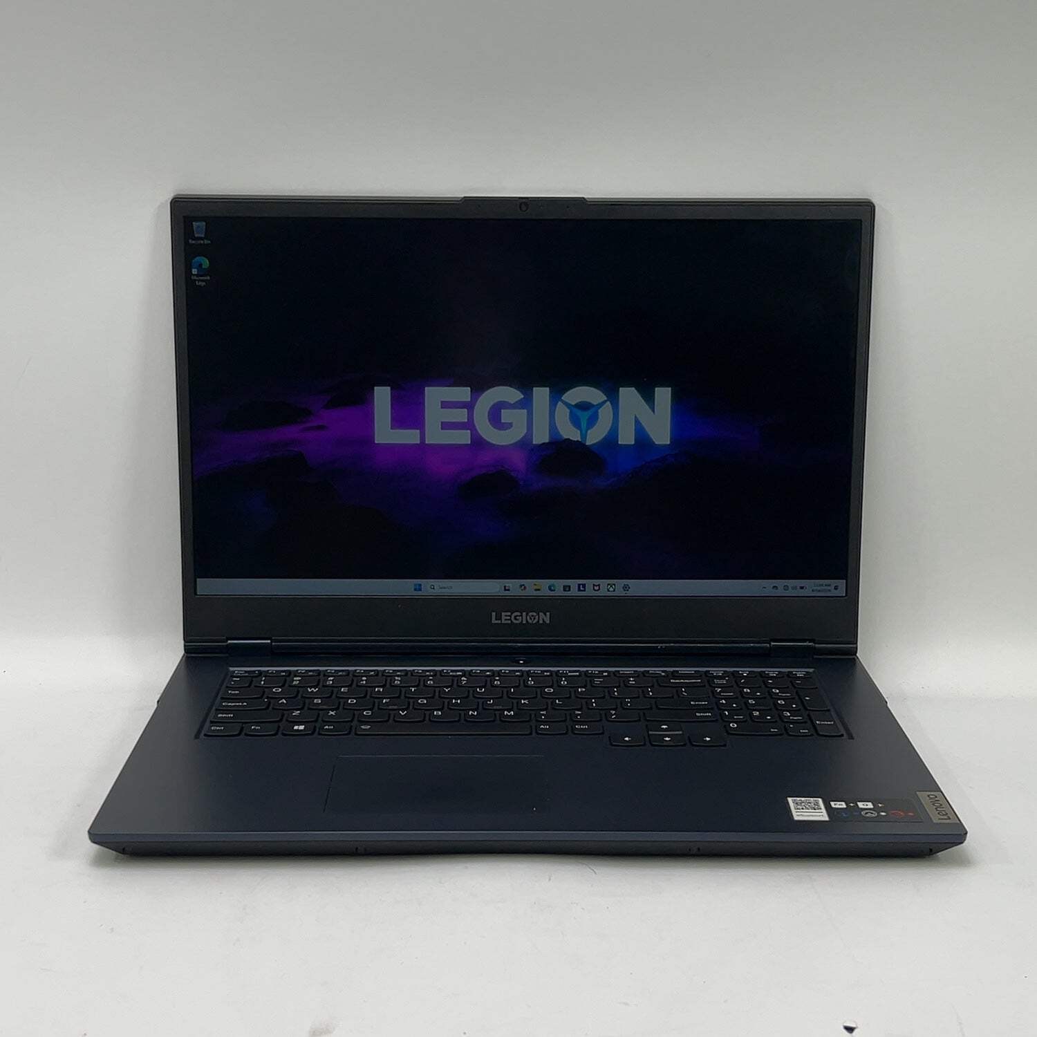 Lenovo Legion 5 17″ Ryzen 5 5600H 3.3GHz 8GB RAM 250GB SSD GeForce GTX 1650