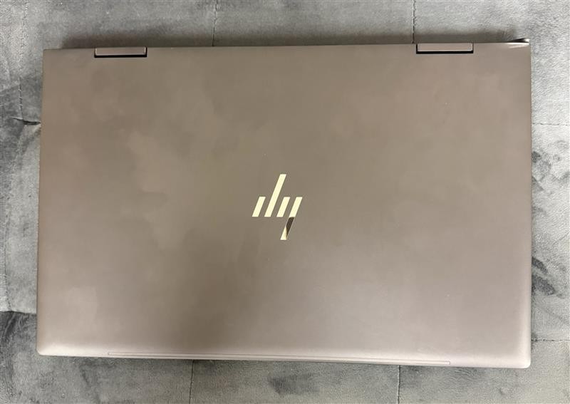 HP Envy x360 15m 15.6″ touch screen convertible Ryzen 5 4500U 8GB RAM 256GB SSD