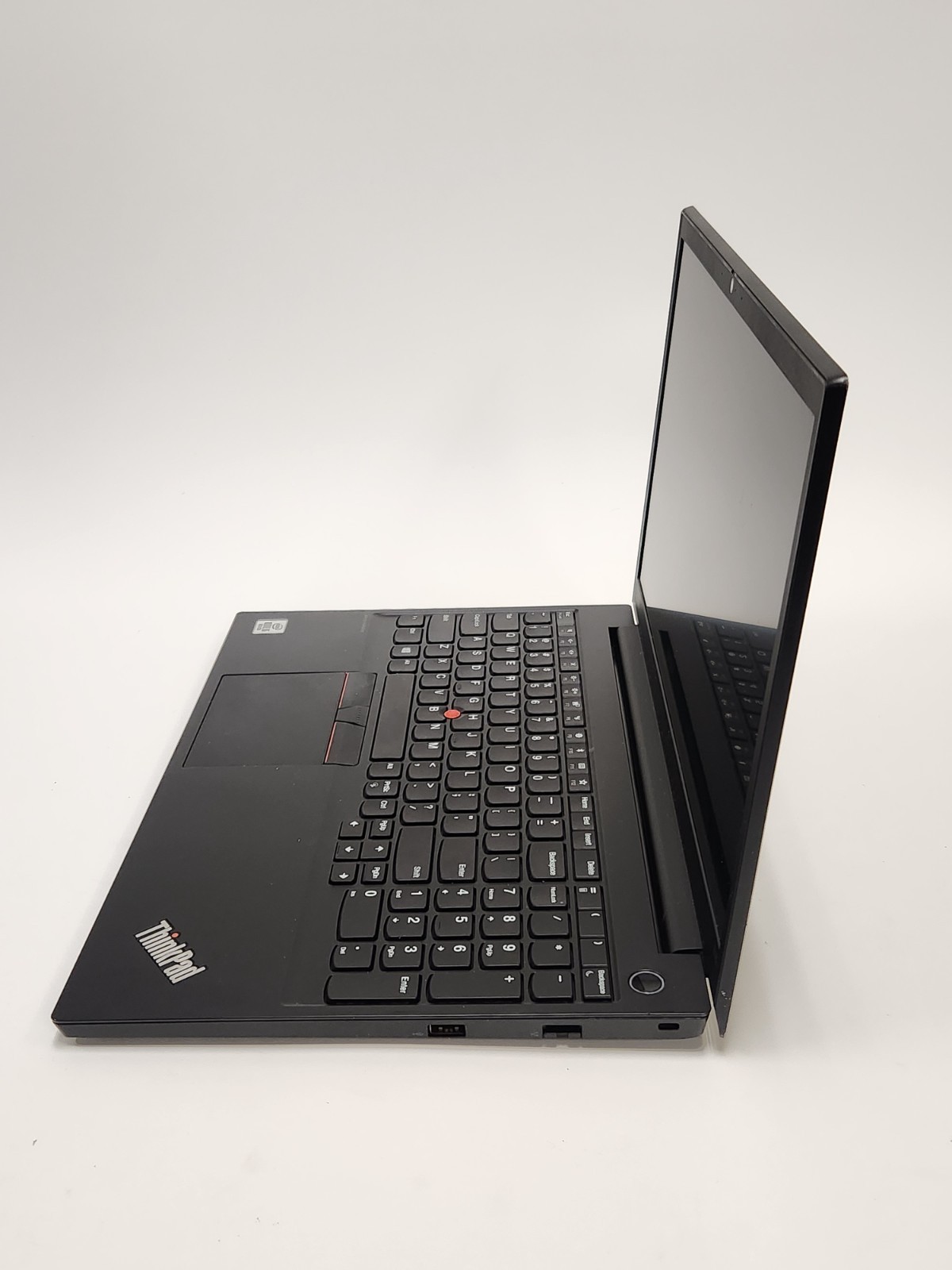 Lenovo ThinkPad E15 15.6″ FHD i5-10210U 1.6Ghz 16GB RAM 512GB SSD Windows 11 Pro