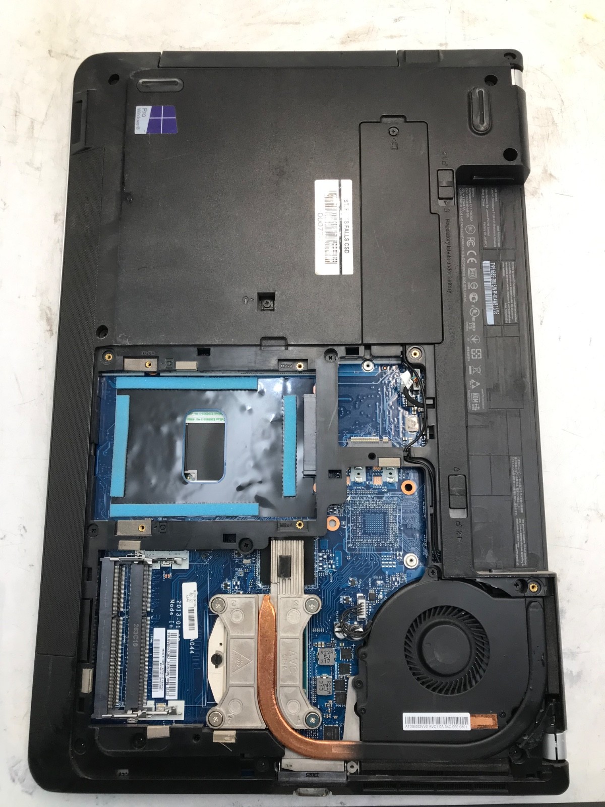 Lenovo ThinkPad E531 Intel Core i5-3230M 15″ Laptop-NO POWER/PARTS ONLY- MZ