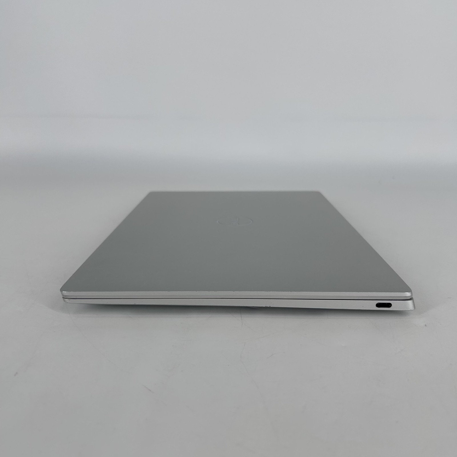 Dell XPS 13 Plus 9320 3.5K TOUCH 1.8 GHz i7-1280P 16GB 512GB SSD Good