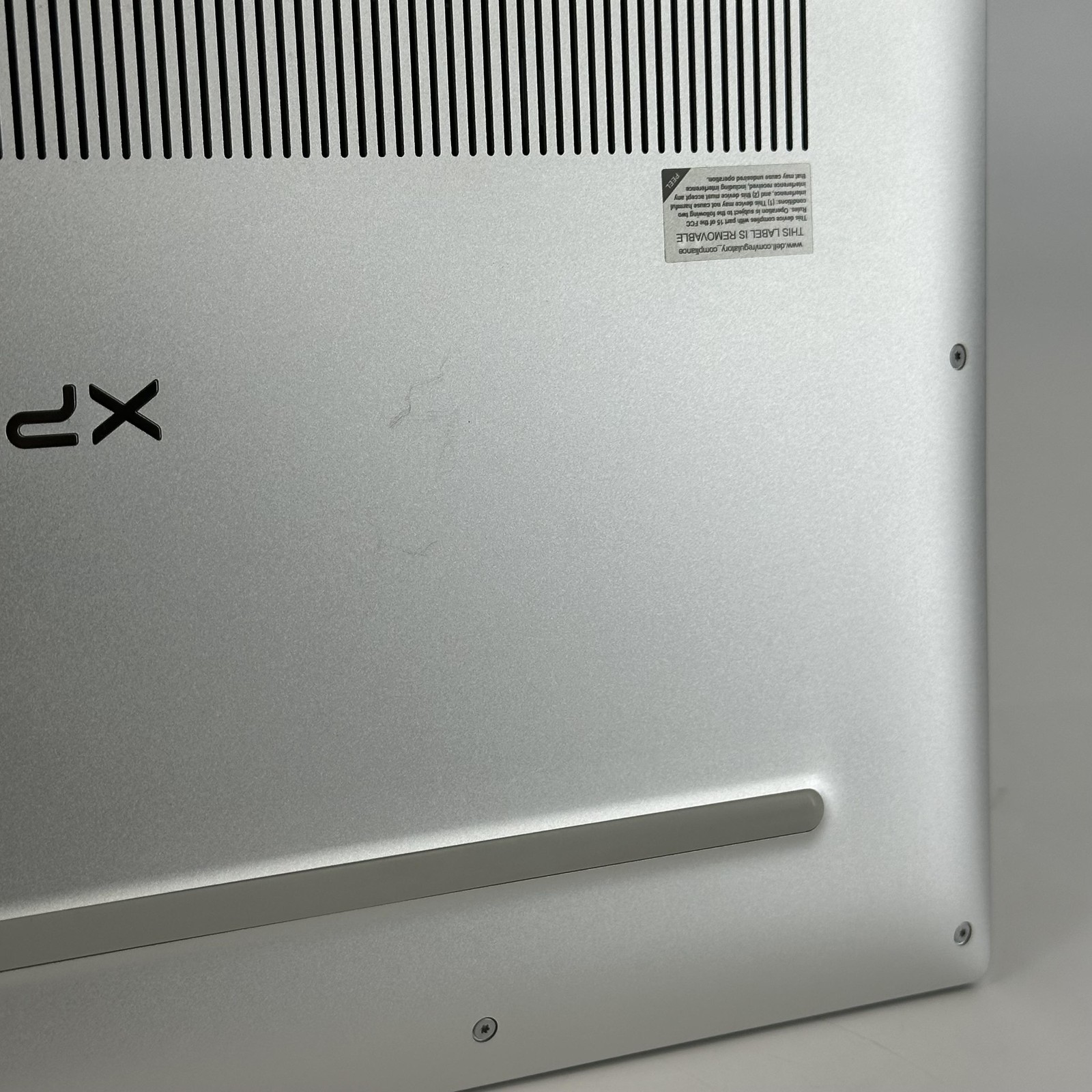Dell XPS 13 7390 Silver FHD TOUCH i5-10210U 1.60GHz 8GB 256GB SSD Very Good
