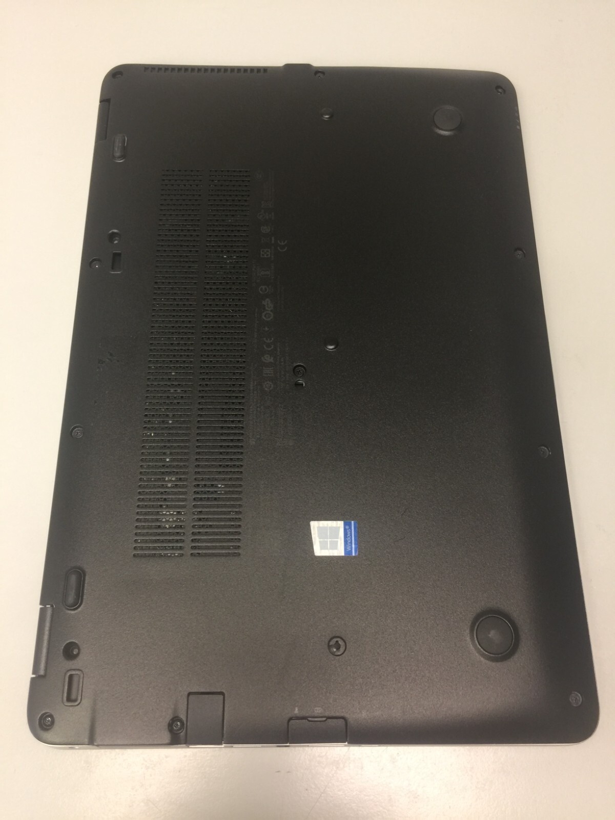 HP EliteBook 850 G3 15.6″ (256GB Core i5 6th gen 2.30GHz 16GB RAM WIN 11 PRO