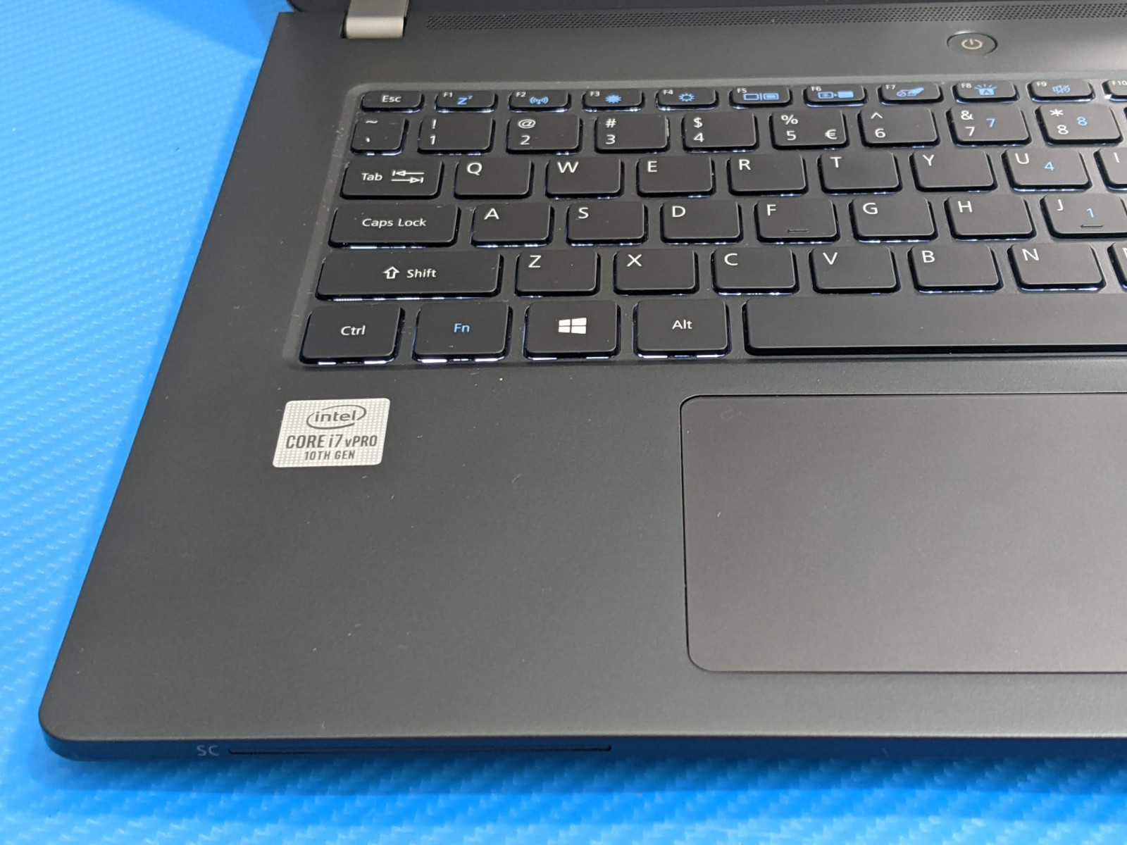 Acer TravelMate P614-51-G2 14″ FHD i7-10610U 1.8GHz 16GB 512GB SSD W11P +Charger
