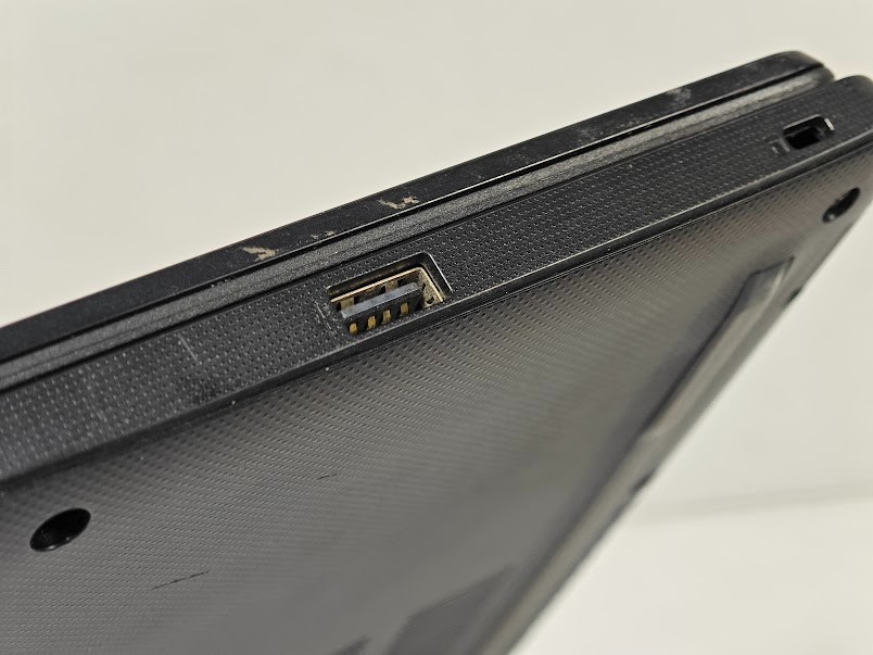 Acer Aspire A315-42-R843 (N19C1) Laptop AMD Athlon 300U, AMD Radeon Vega 3, 4GB