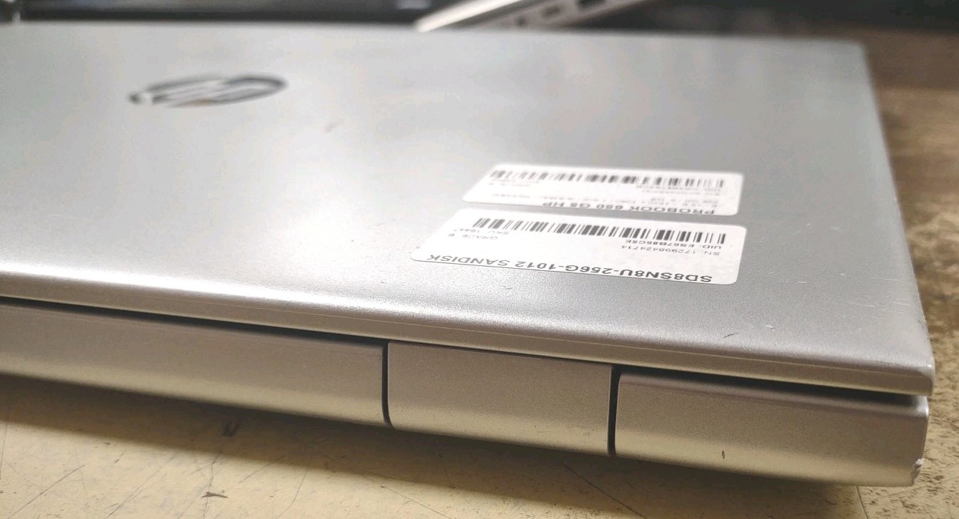HP ProBook 650 G5 15.6″ W/ Intel i5-8365U @ 1.6GHz, 8GB, 256GB.