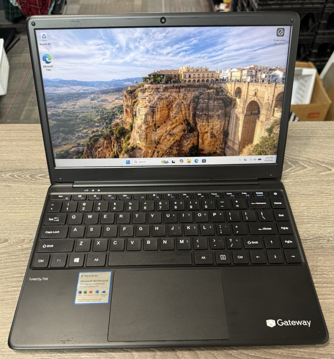 Gateway GWTN141-5BK Laptop Intel Celeron N4020 1.1GHz 4GB RAM 320GB SSD
