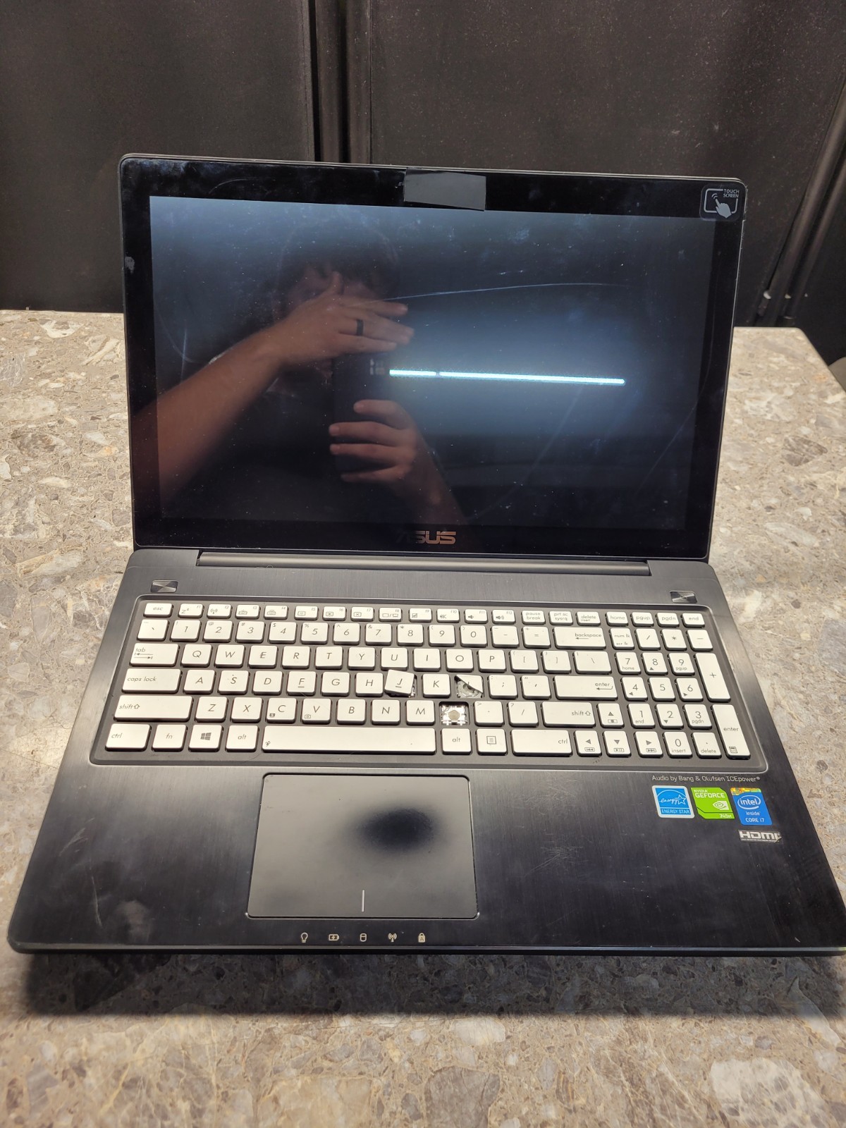 FOR PARTS: Asus Notebook Q550L – 15.6″ FHD Touch, 4th Gen i7, Untested as is