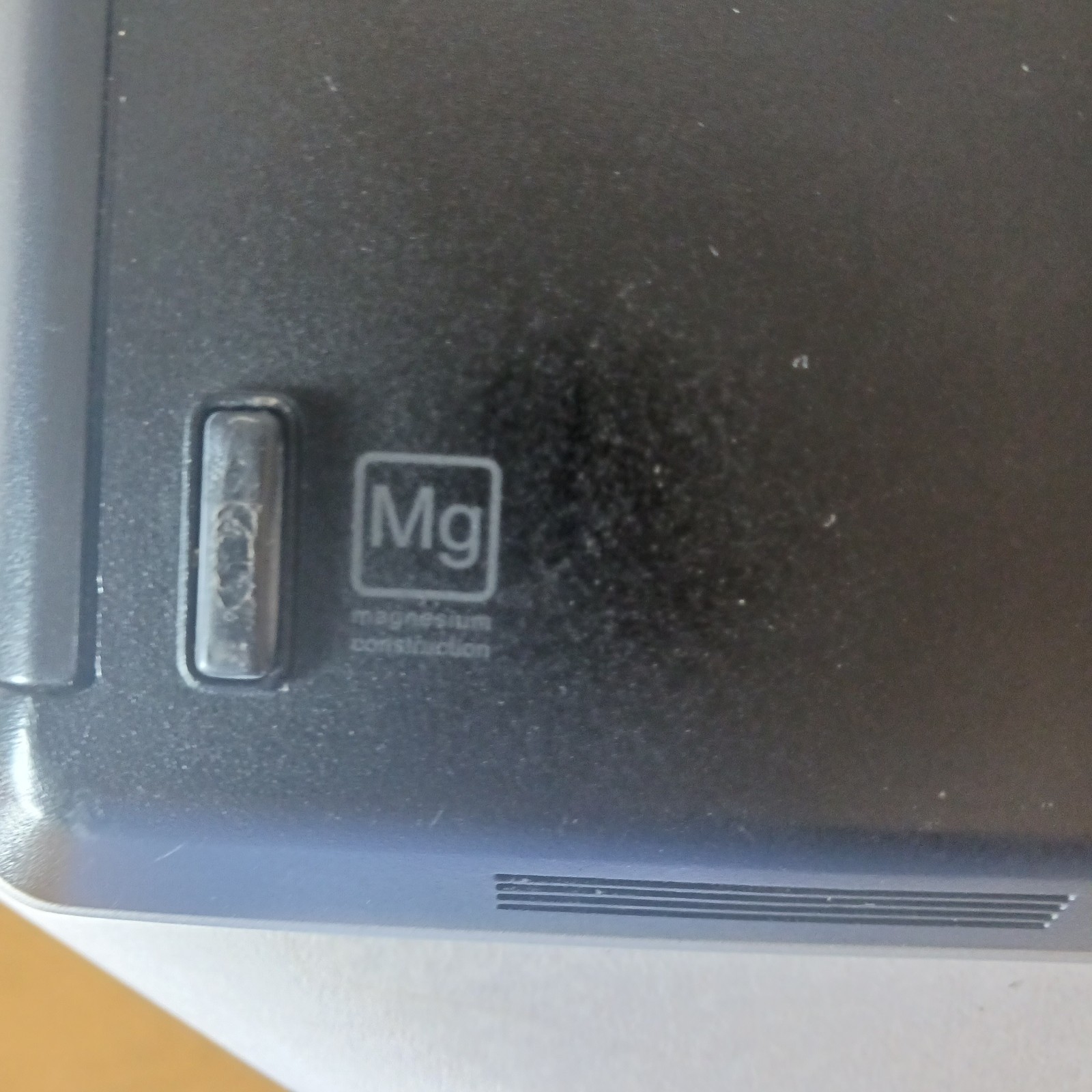 Dell Latitude E6330 14″ Laptop Core i5 -3320M 8GB Windows 10 Pro For Parts