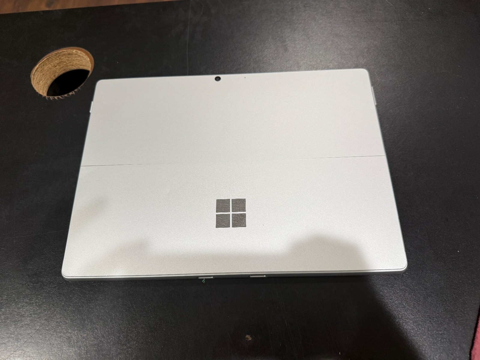 Microsoft Surface Pro 8 1983 2.60GHz i5-1145G7 8GB RAM 256GB SSD Win 11 Pro