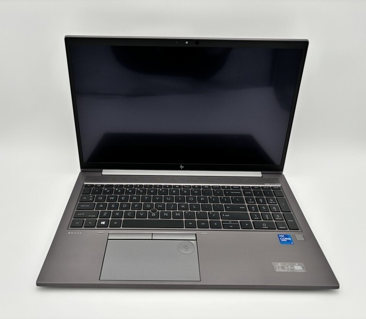 HP ZBook FireFly 15.6 G8 Laptop I7 / 1 TB / 64 GB / TOUCHSCREEN