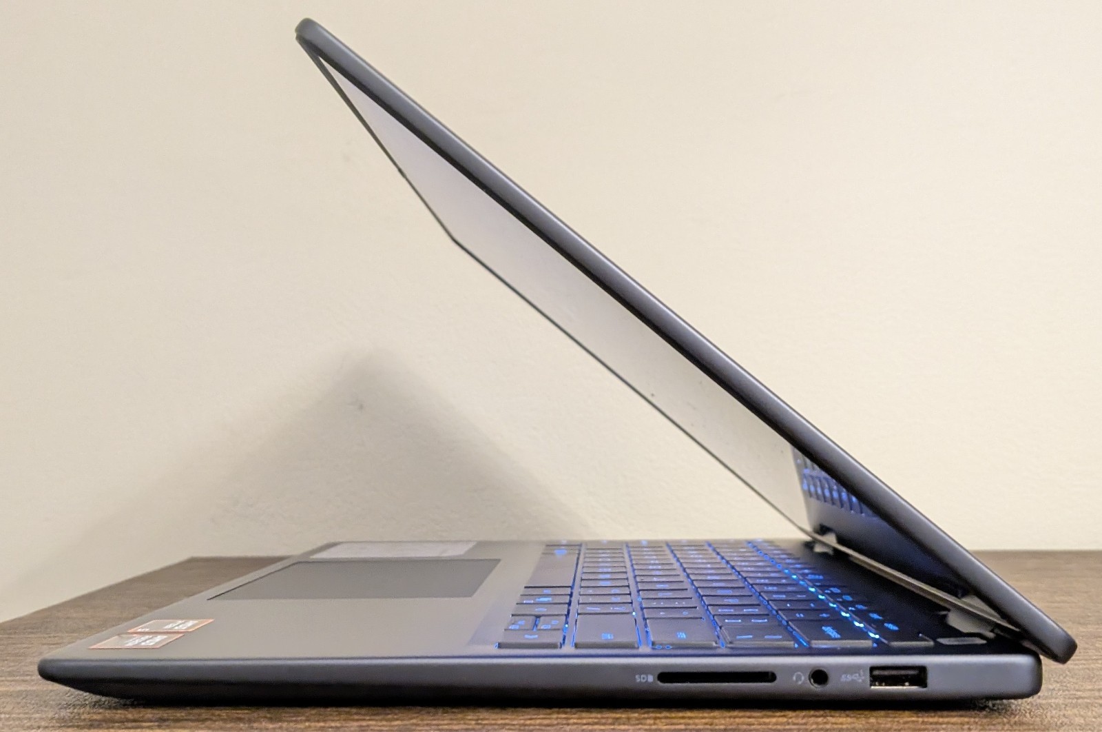 Dell Inspiron 14 7445 2-in-1 FHD+ Touch (AMD Ryzen 5 8640HS, 8GB/512GB SSD) Blue
