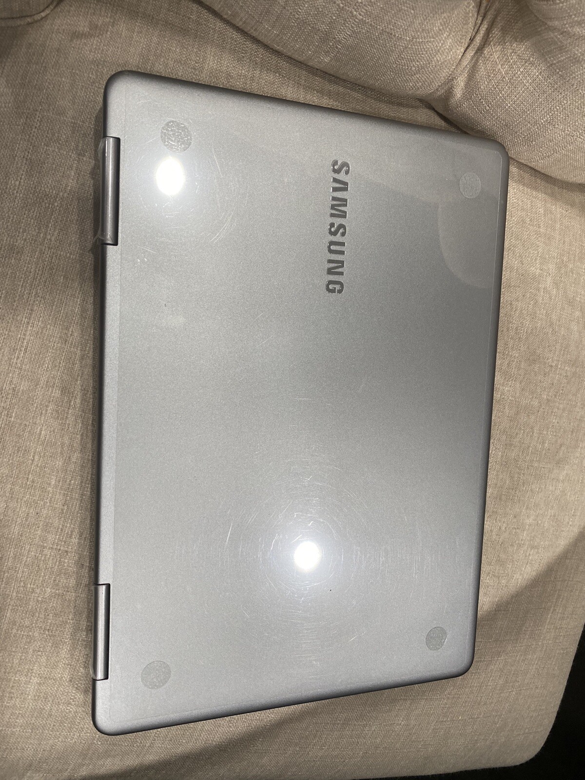 Samsung Notebook 9 Pro 940X3M 13.3″ Convertible Notebook-Core i7- 2.7GHz-8GB Ram